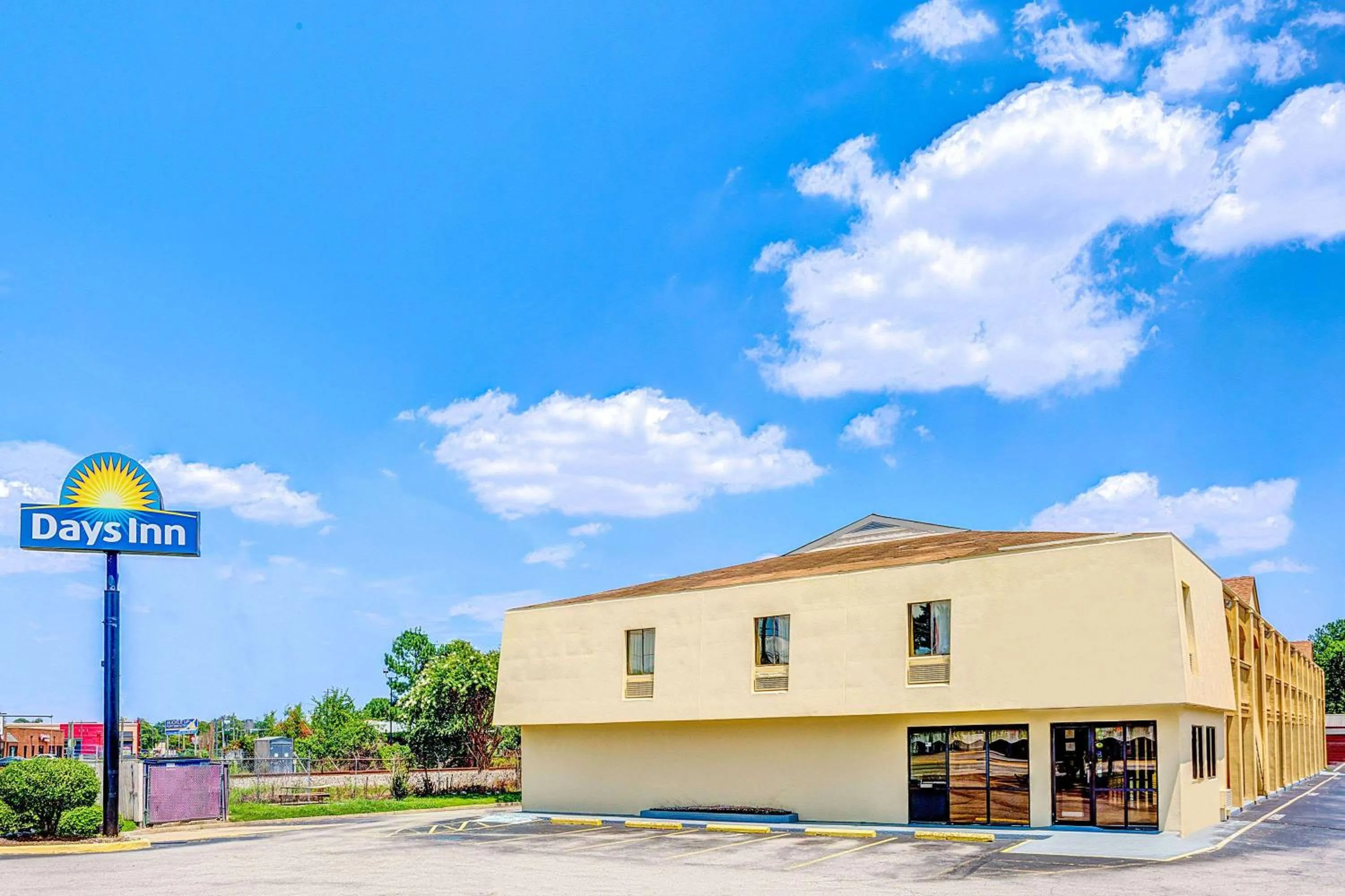 Property building in Days Inn by Wyndham Chesapeake