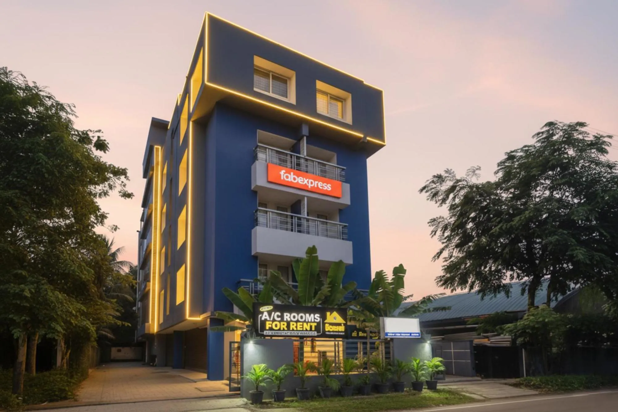 Property building in FabHotel B Zone - Nr US Consulate