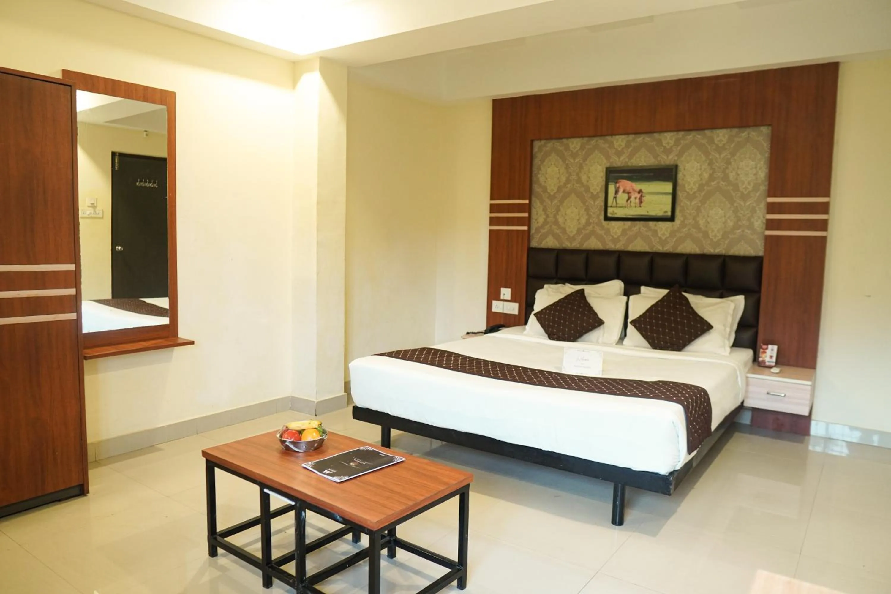Bedroom, Bed in Mount Amara Hotel & Spa, Siliguri