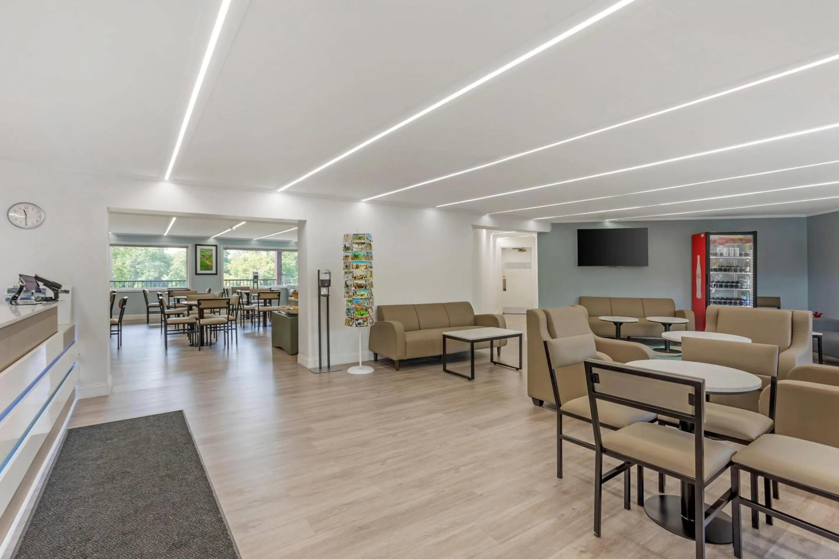 Lobby or reception in Quality Inn Smoketown - Lancaster Area