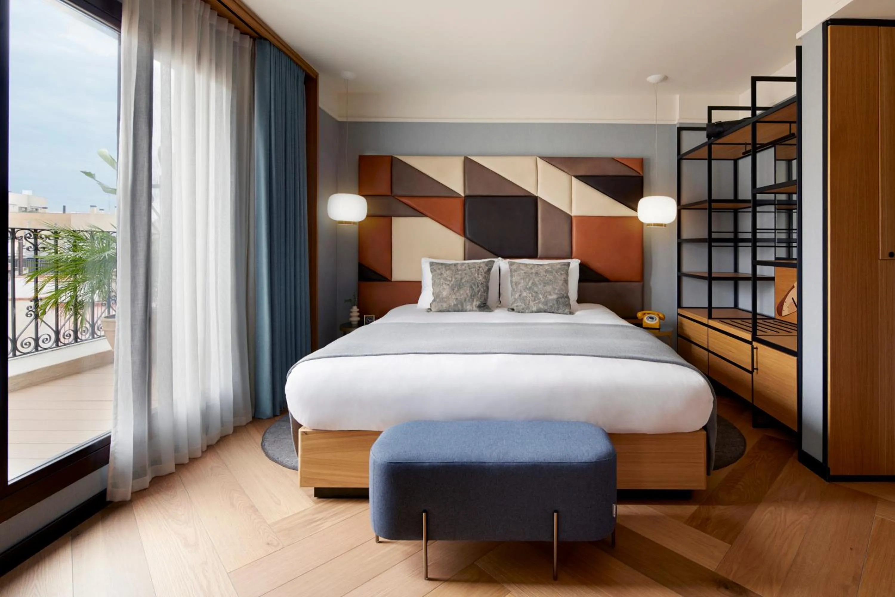 Bed in Kimpton Vividora Hotel by IHG