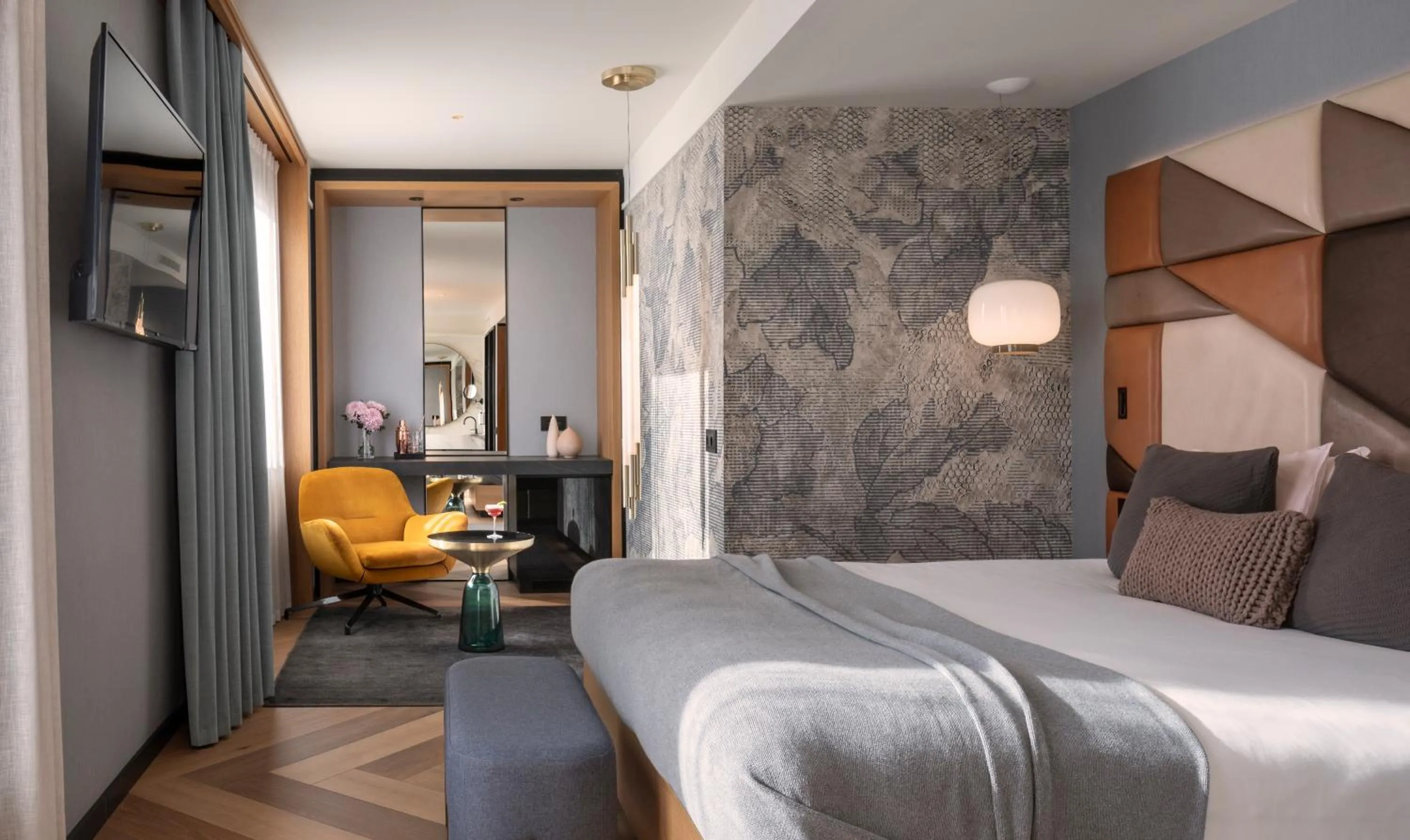 Bedroom, Bed in Kimpton Vividora Hotel by IHG