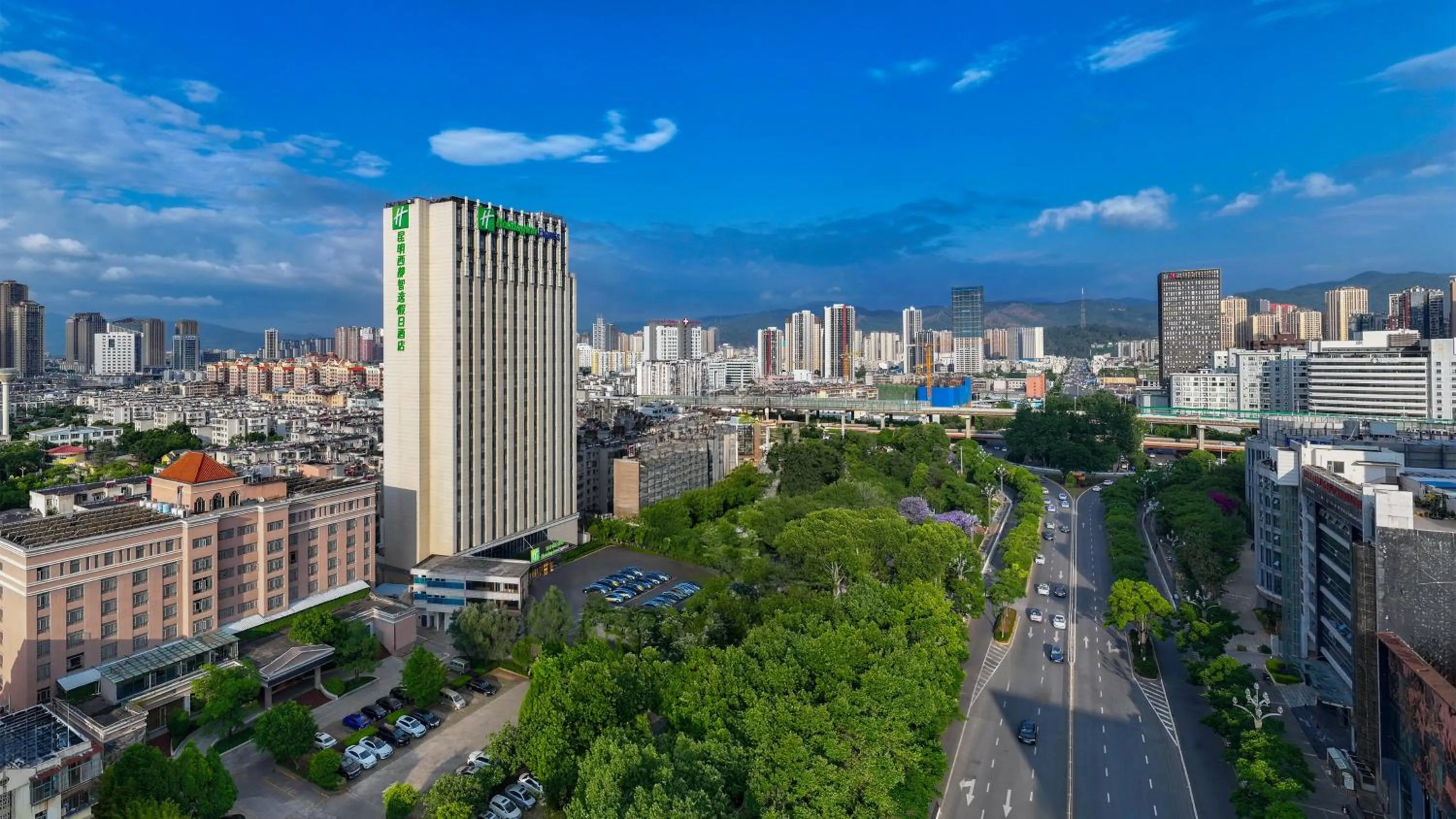Property building in Holiday Inn Express Kunming West by IHG