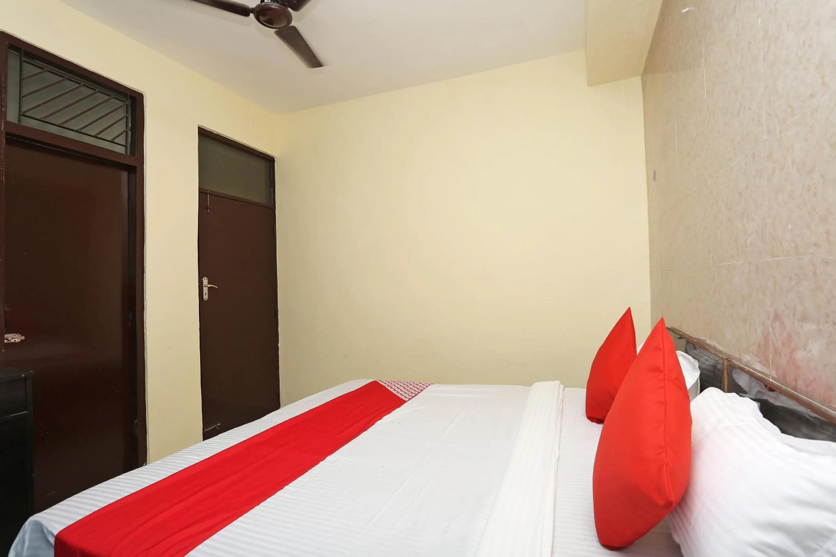 Bedroom in Hotel O Dream Connect