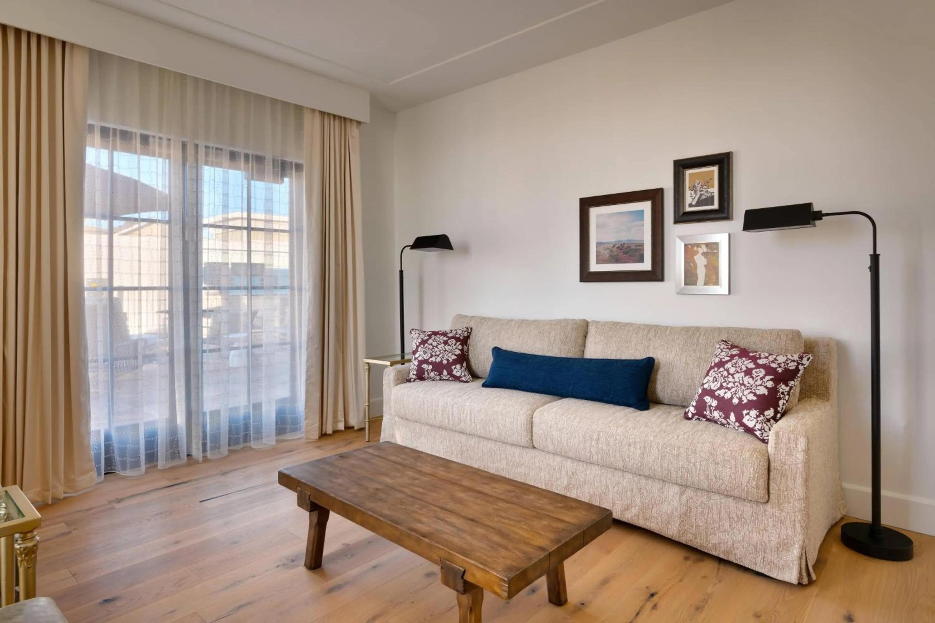 Photo of the whole room in The Advenire, Autograph Collection