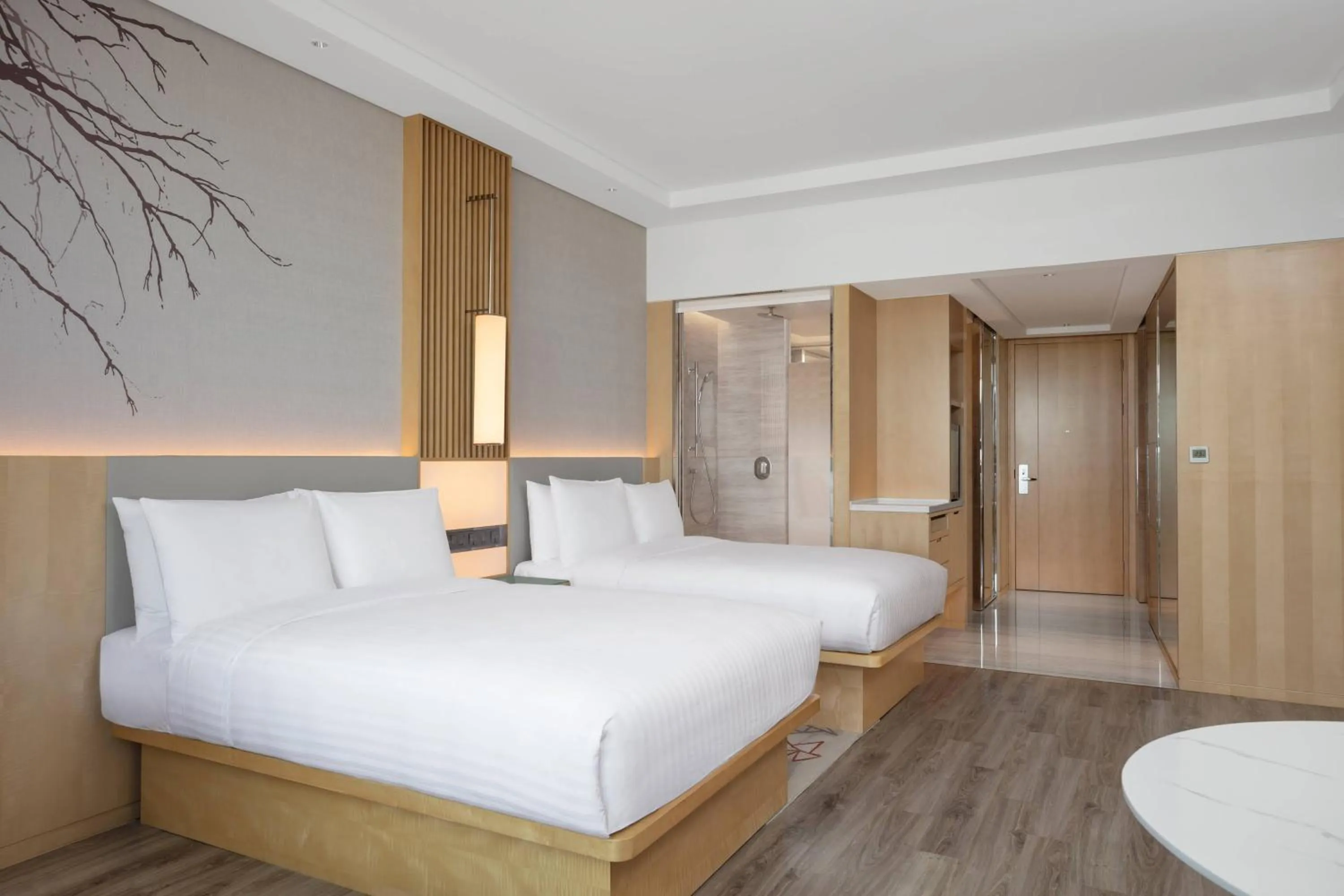 Photo of the whole room, Bed in Courtyard by Marriott Shanghai Songjiang