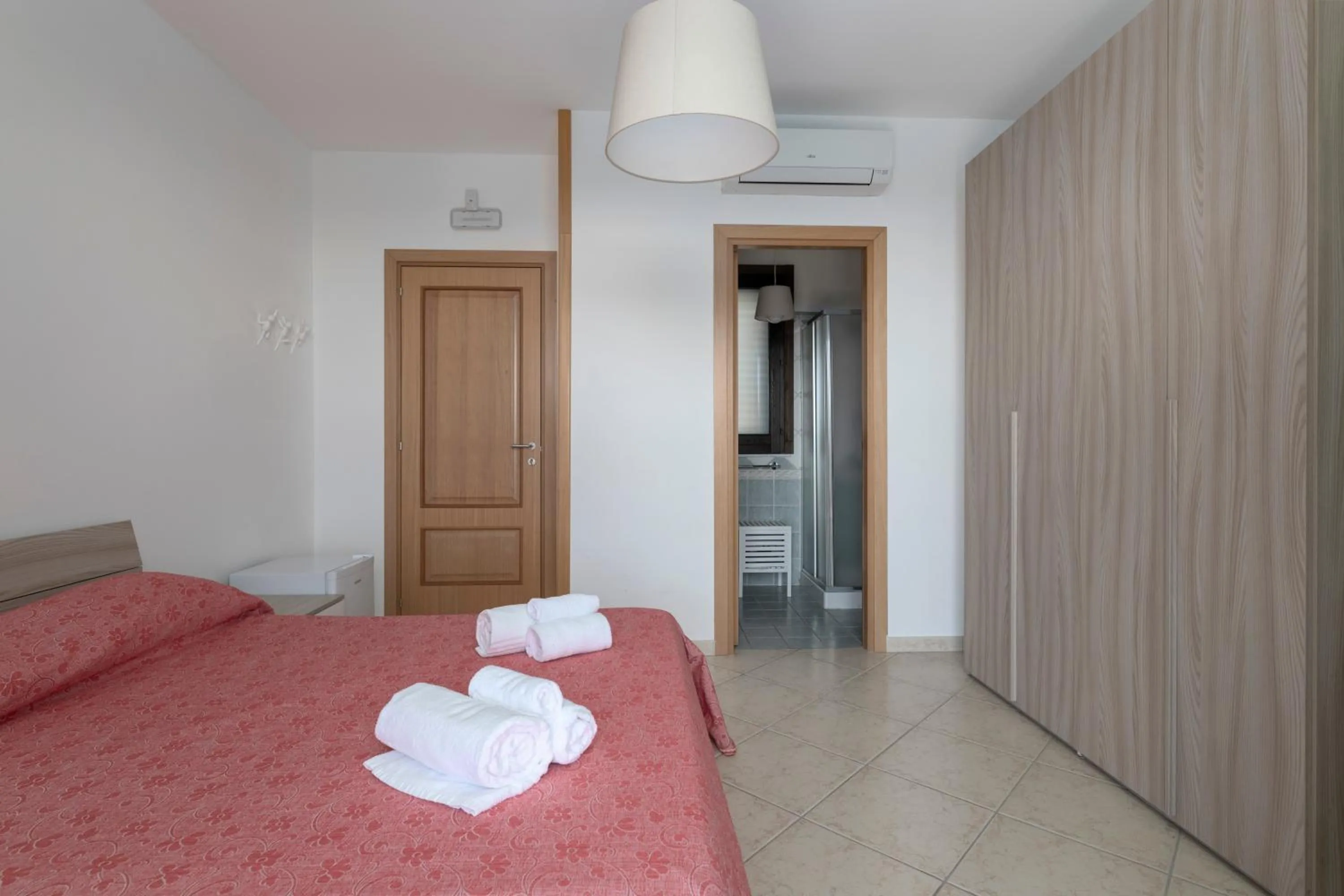 Bedroom, Bed in Villa Vulcano, tra l'Etna e il mare