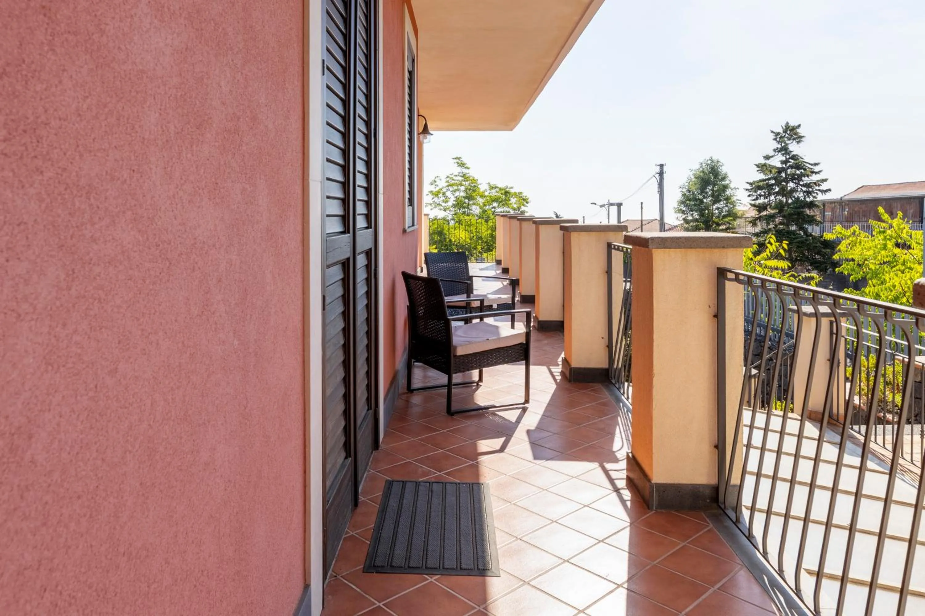 Property building in Villa Vulcano, tra l'Etna e il mare