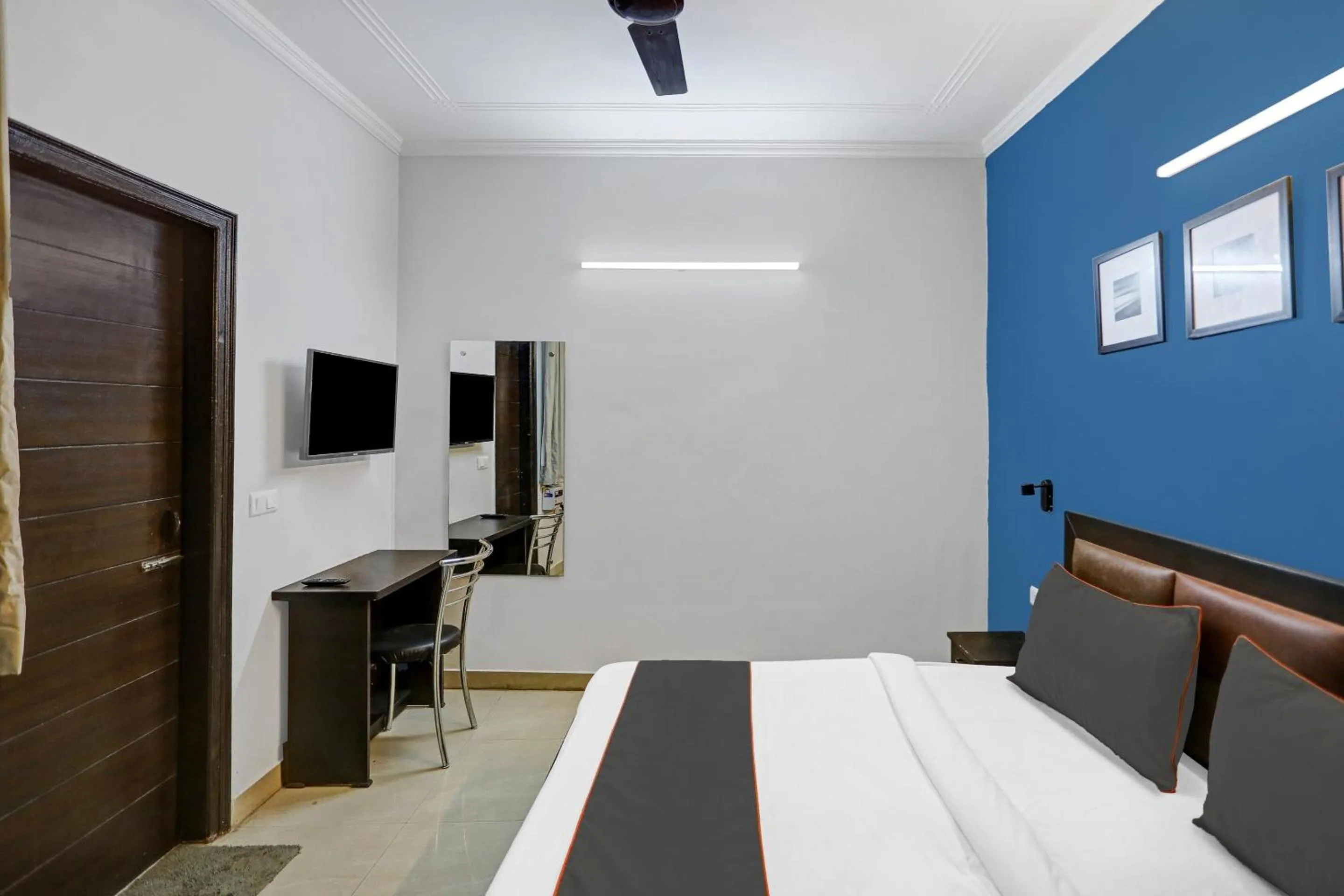 Bedroom, Bed in Collection O Agniv Residency Near Saket Metro