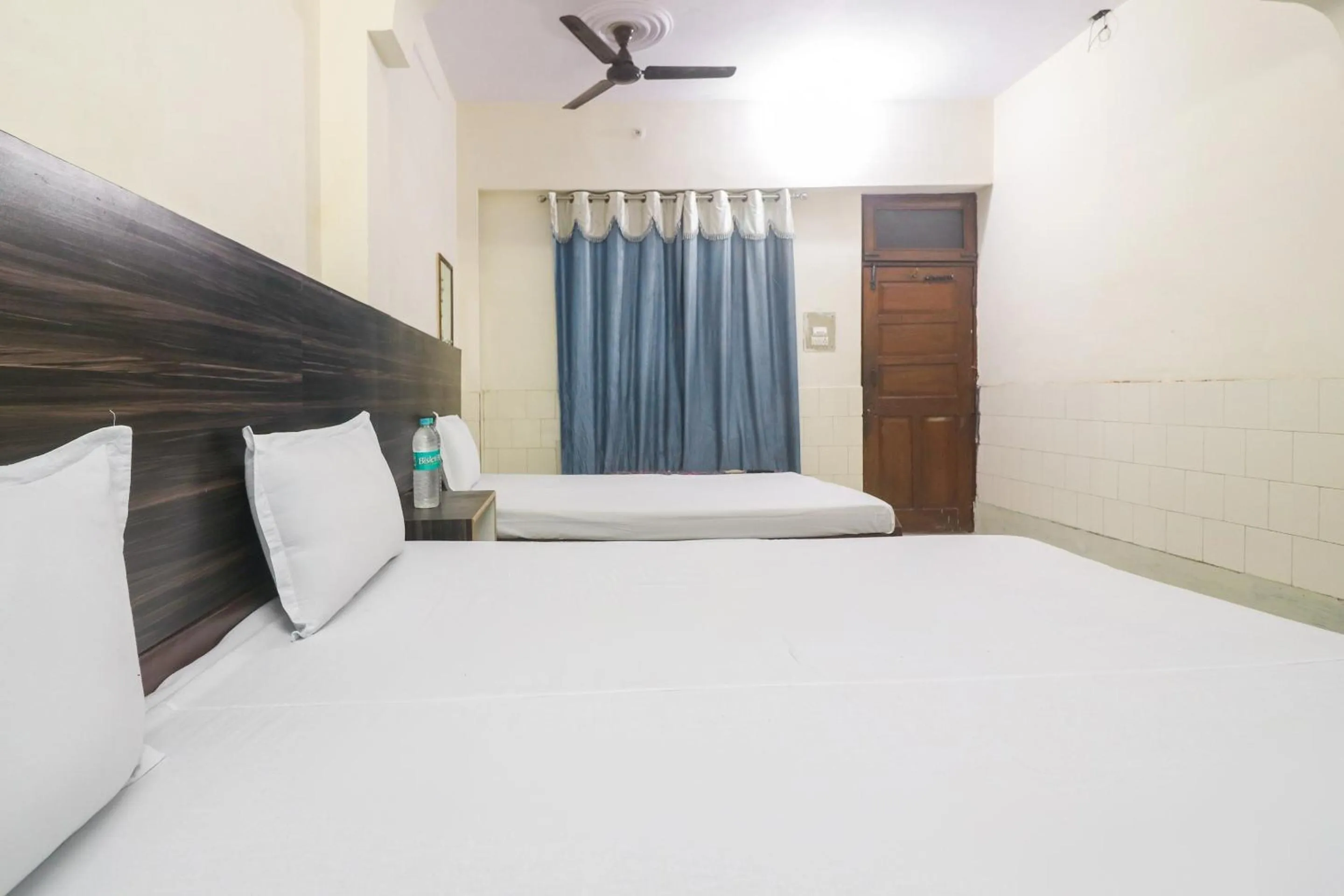 Bedroom, Bed in SPOT ON Hotel Anand Bhawan