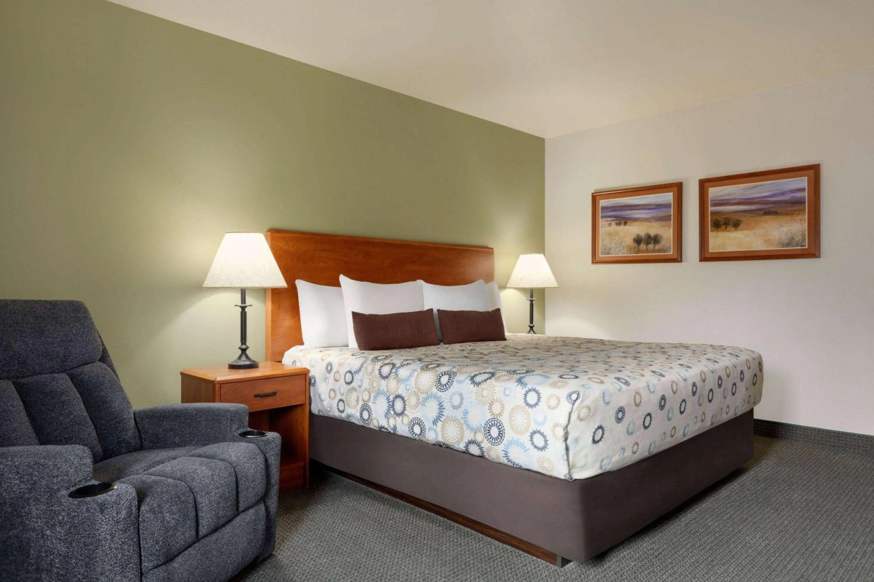 Photo of the whole room, Bed in AmericInn by Wyndham Havre