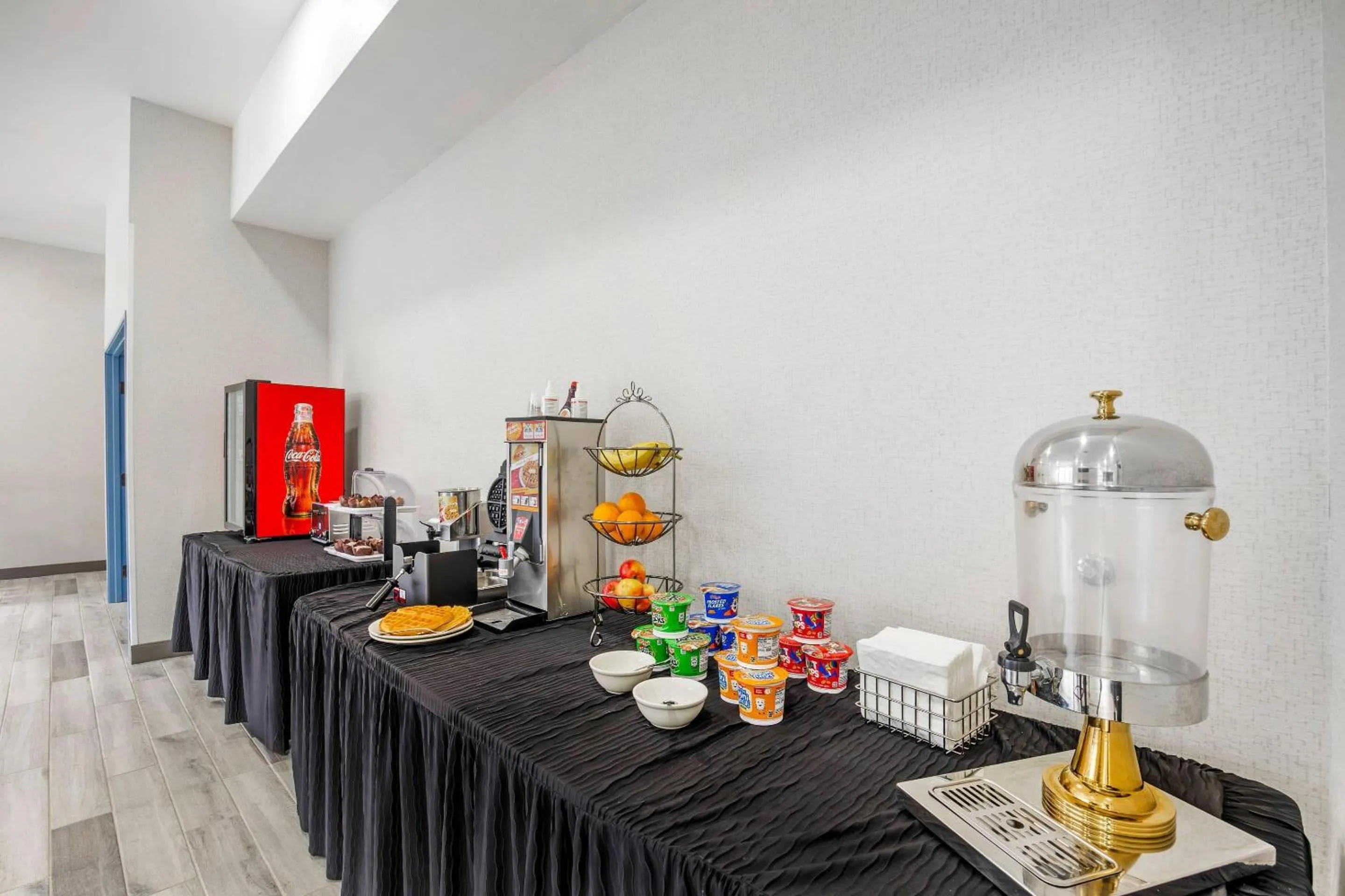 Breakfast in Kiota Inn & Event Center Sutter Creek, an Ascend Collection Hotel