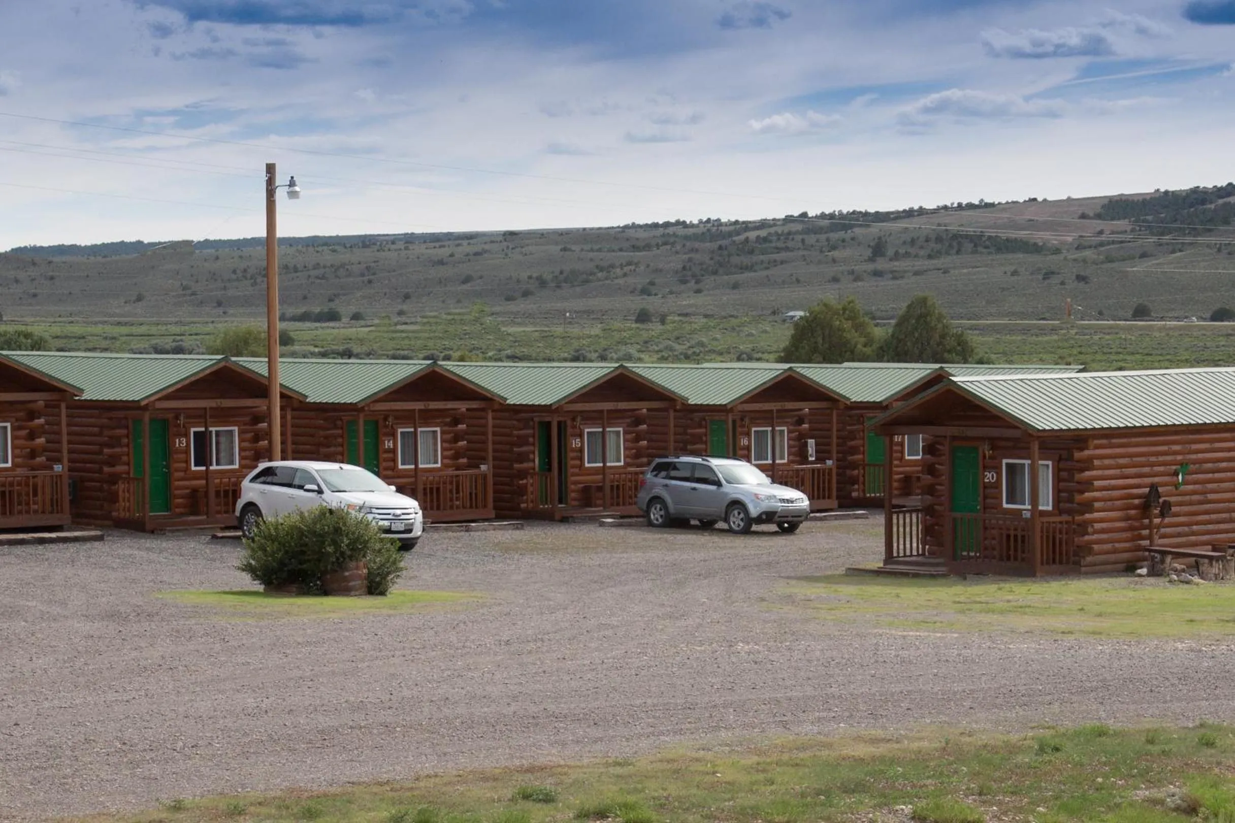 Property building in Bryce Gateway inn Cabins