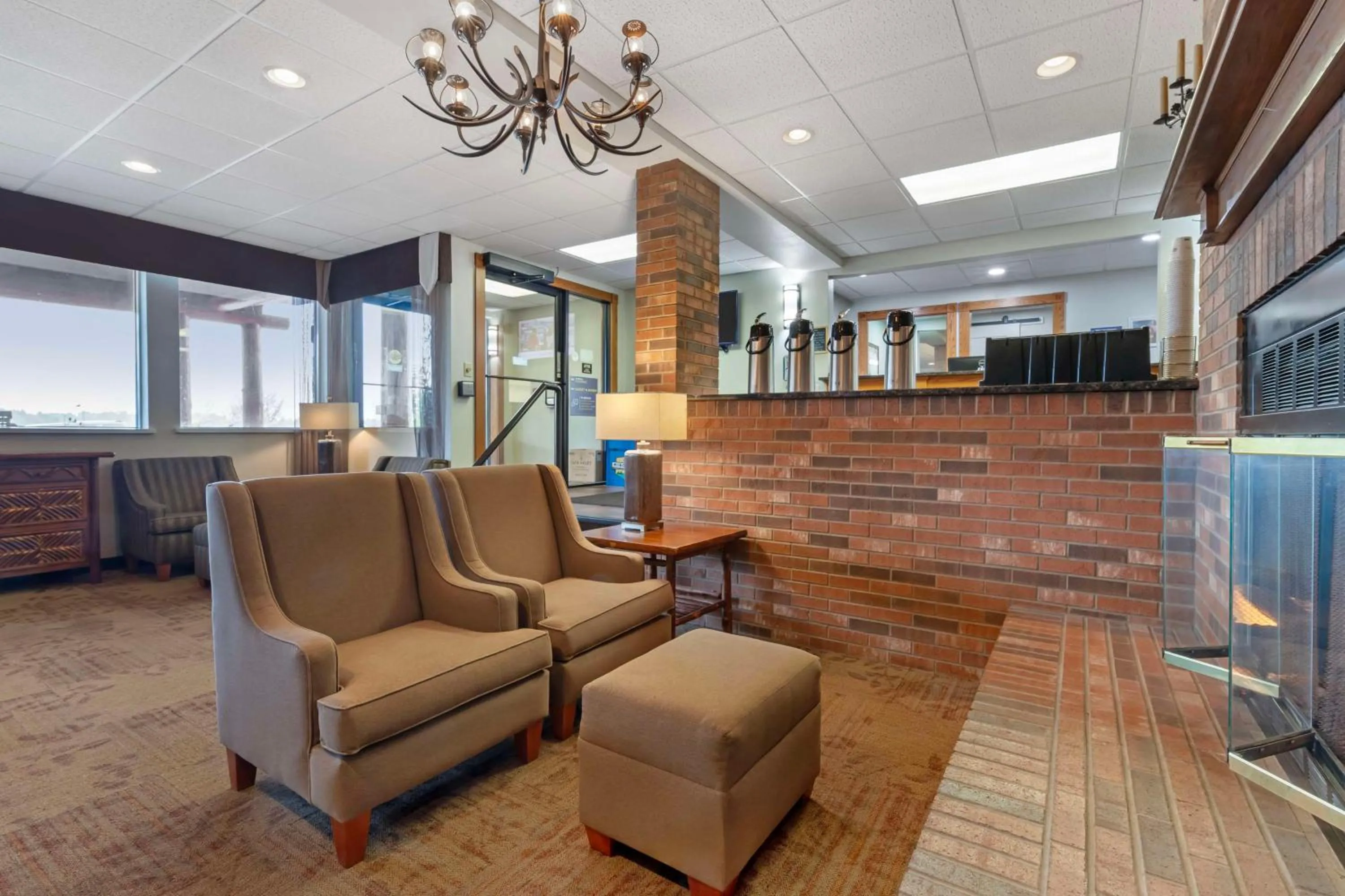 Lobby or reception in Best Western Plus Concord Inn