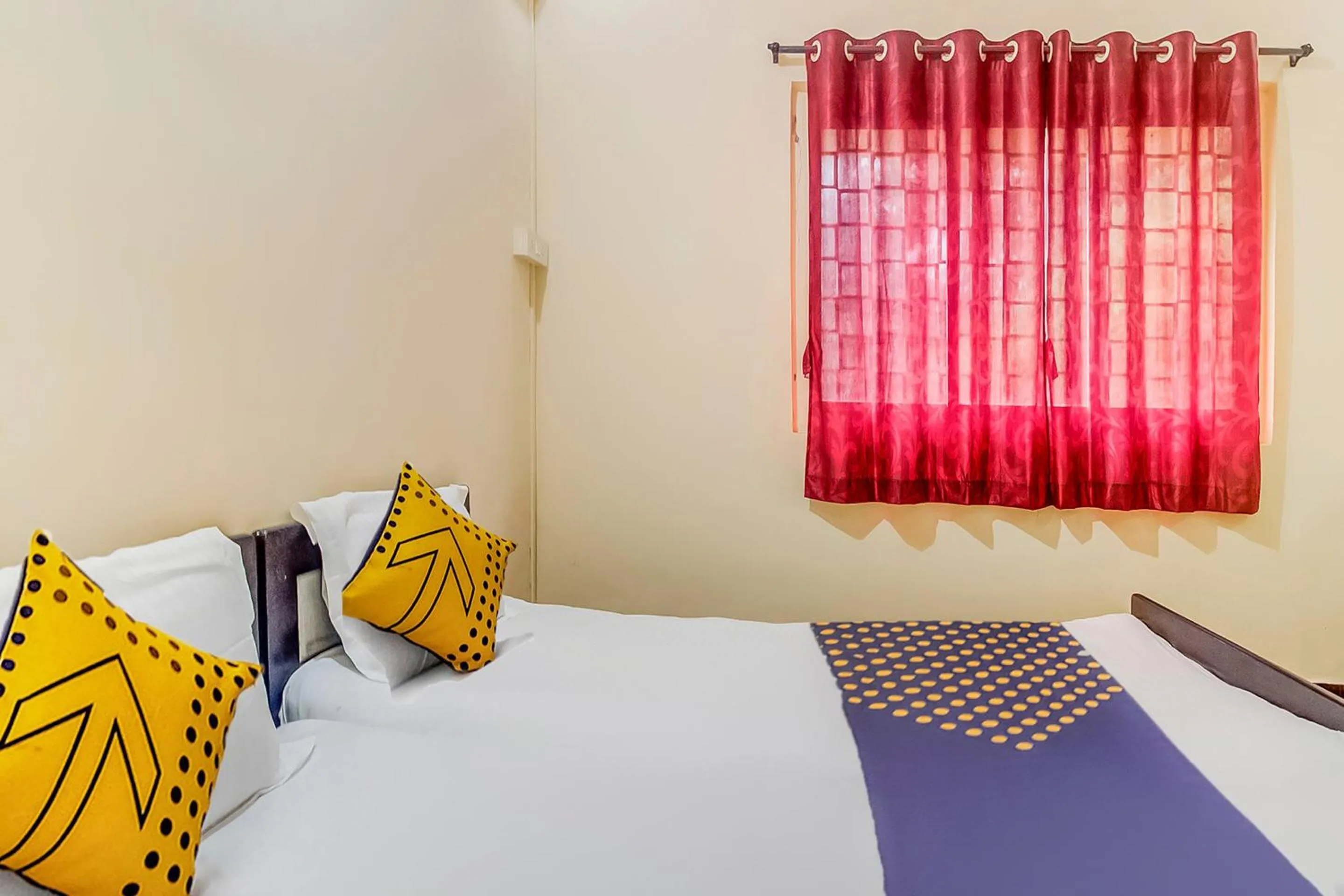 Bedroom in Hotel O New Ushakal Lodging & Boarding