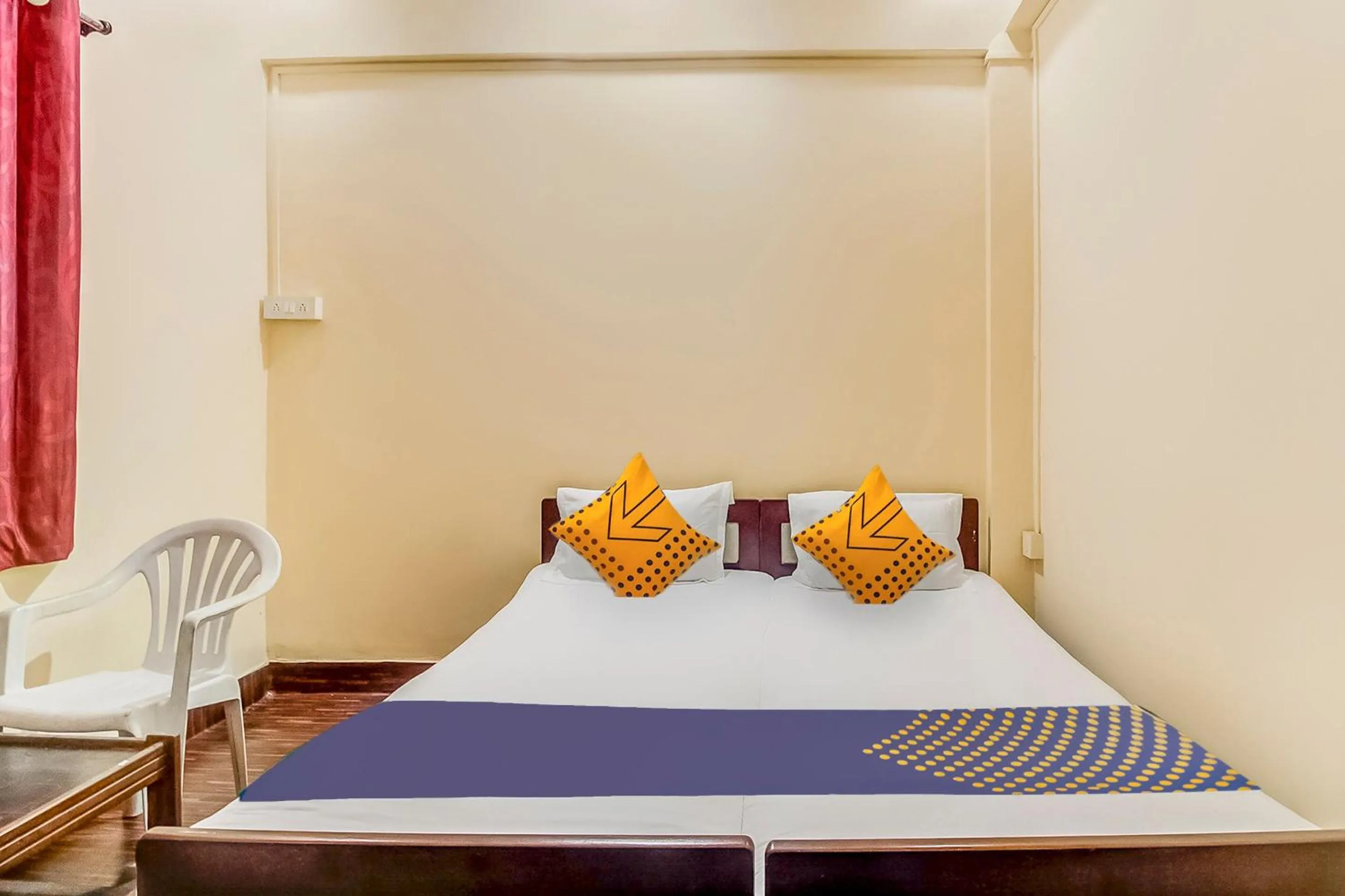 Bedroom in Hotel O New Ushakal Lodging & Boarding