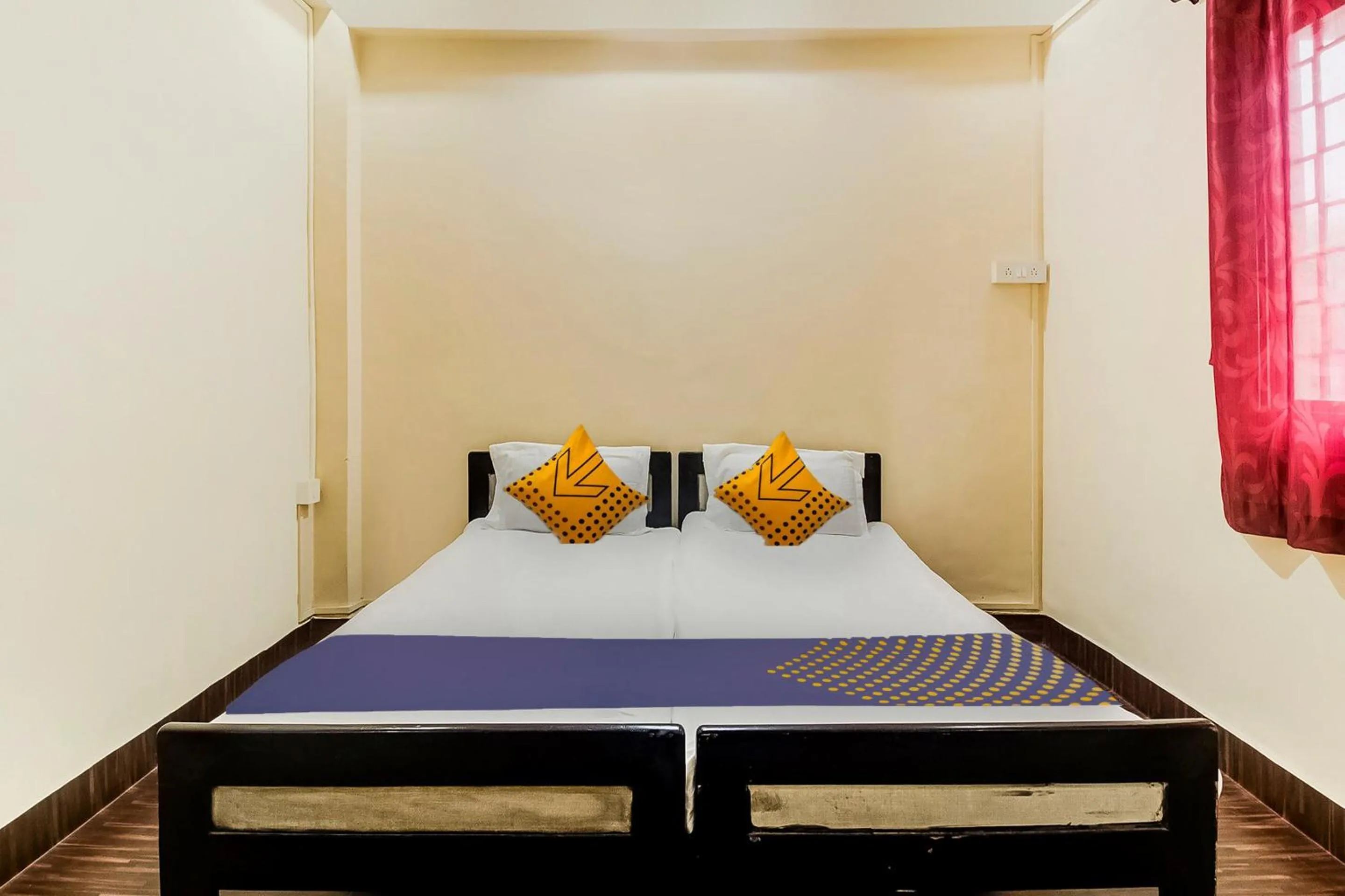 Bedroom in Hotel O New Ushakal Lodging & Boarding