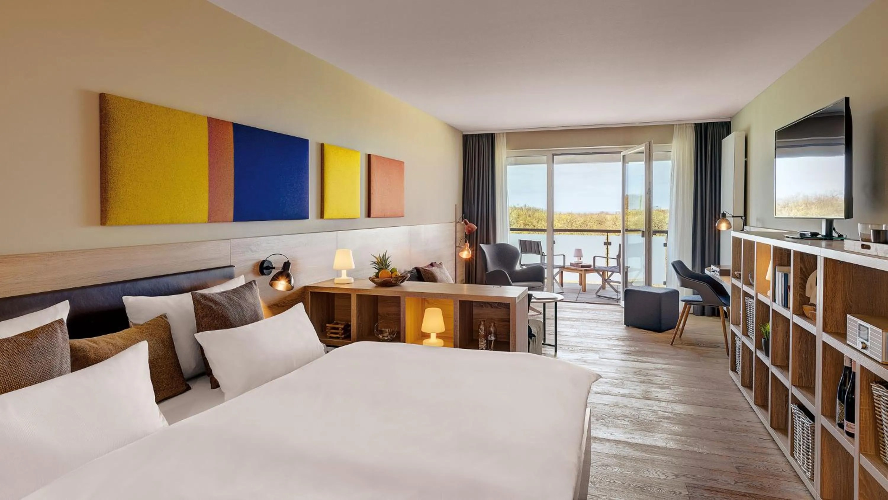 Photo of the whole room, Bed in Die Sandburg