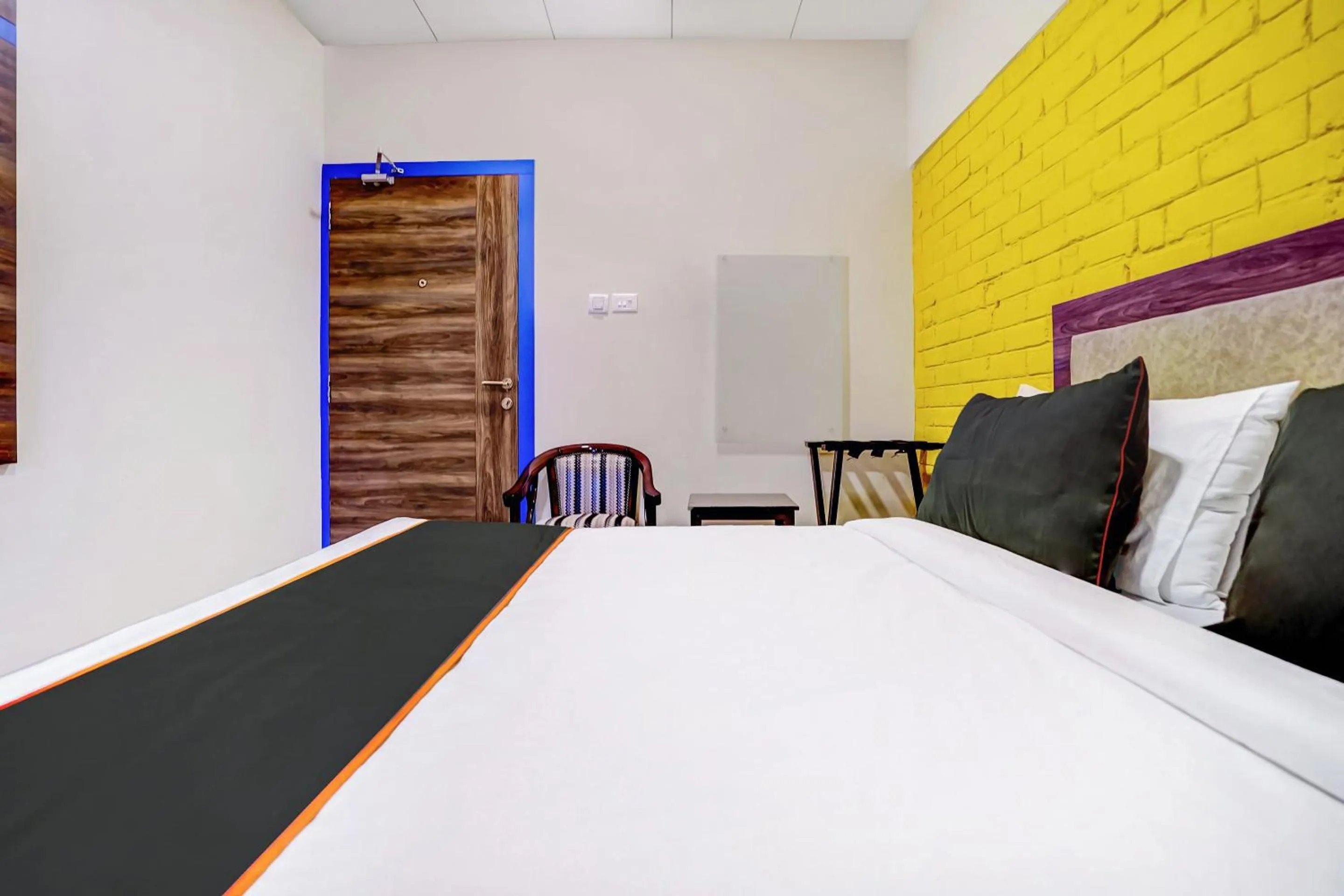 Bedroom, Bed in Super Collection O Kalinga Bapuji Nagar