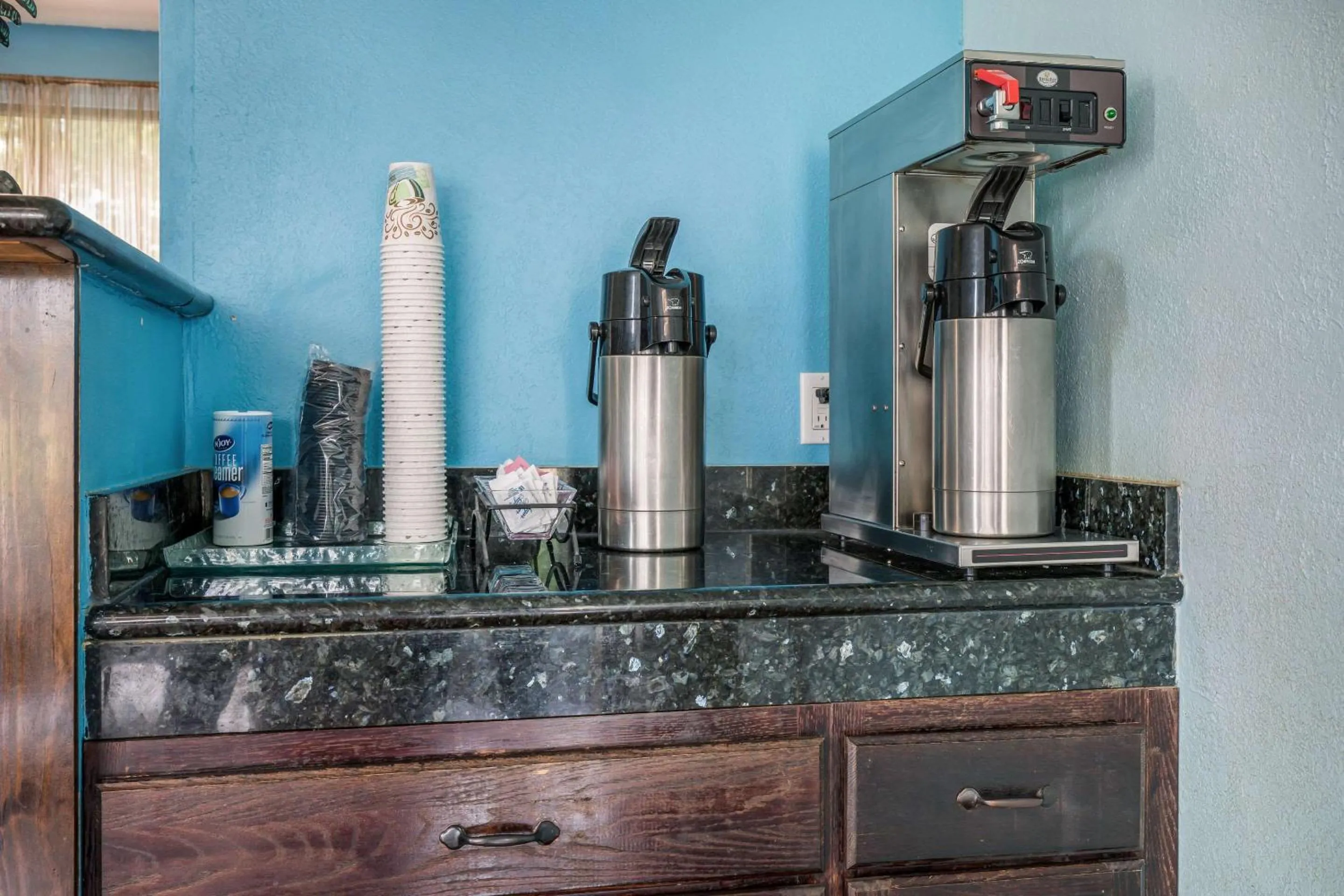 Lobby or reception in Rodeway Inn Anderson