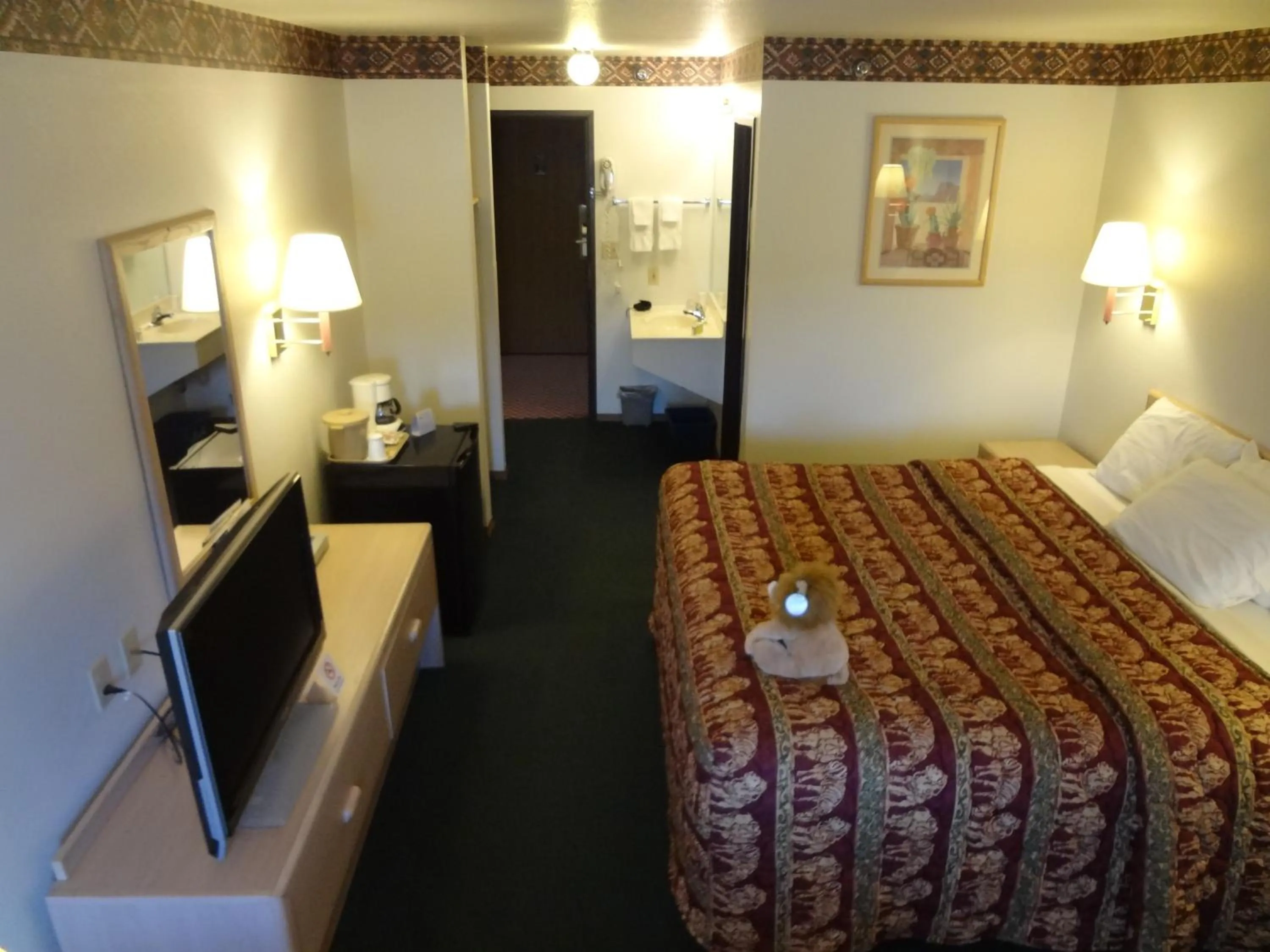 Bedroom, Bed in Kings Inn Cody