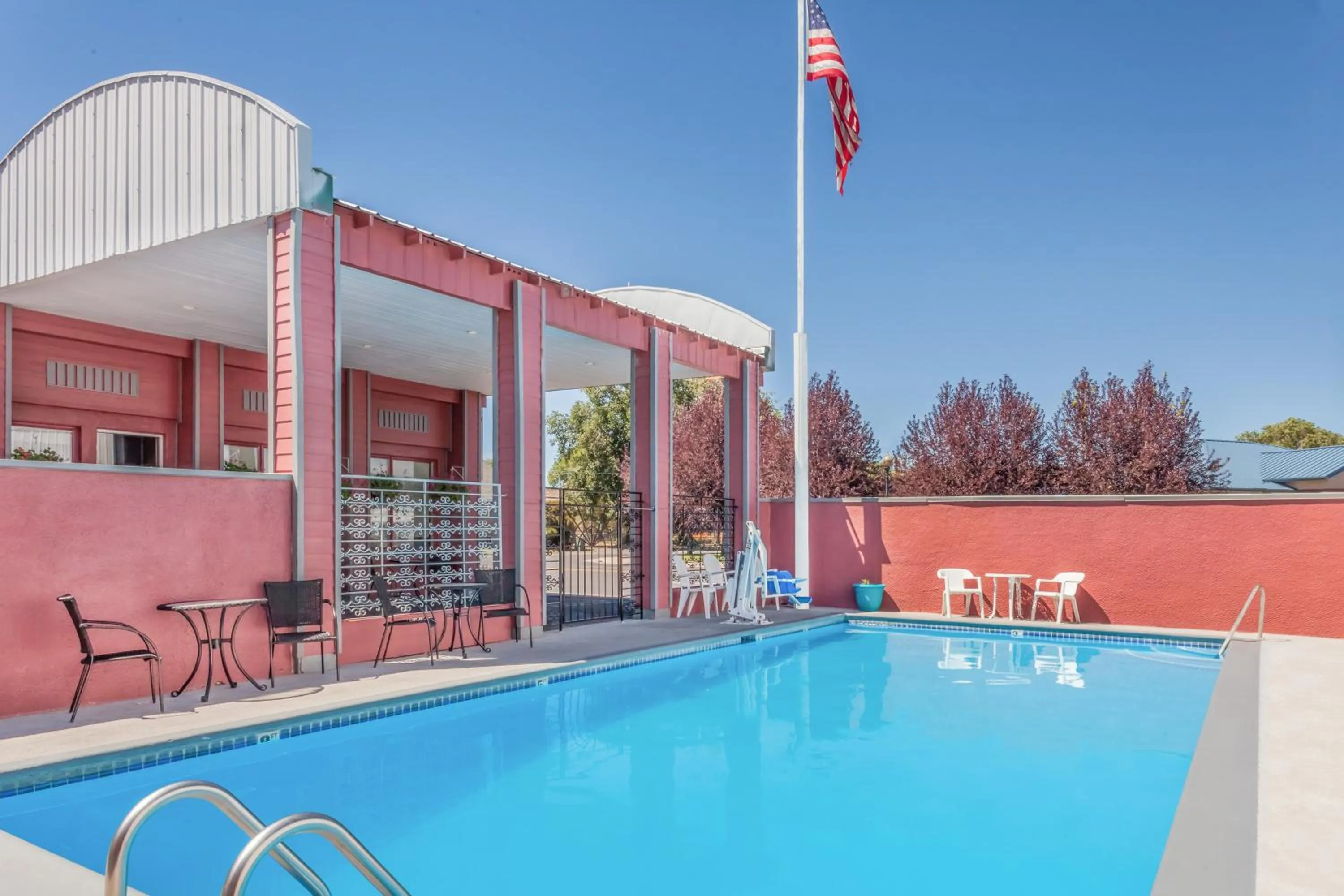  in Days Inn by Wyndham Burns