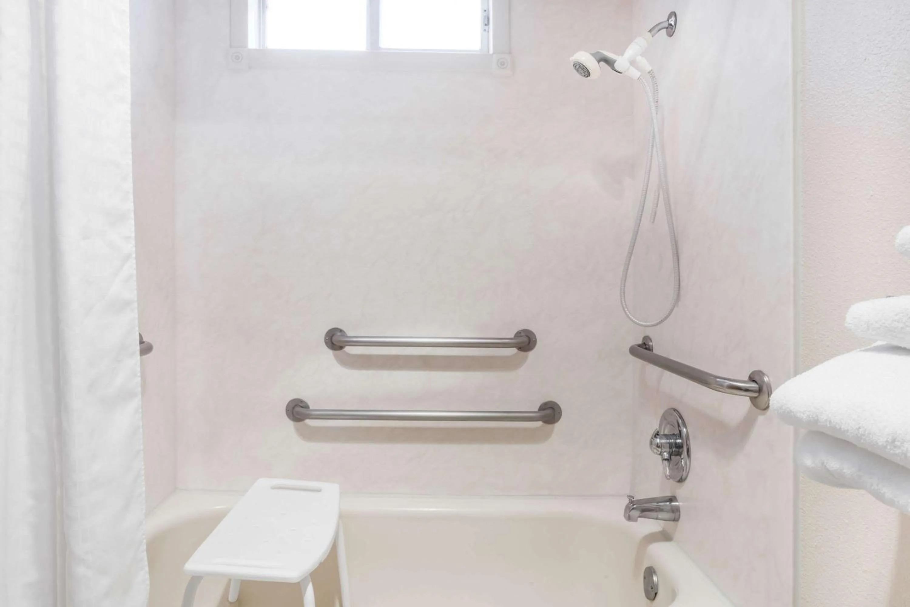 Bathroom in Days Inn by Wyndham Burns