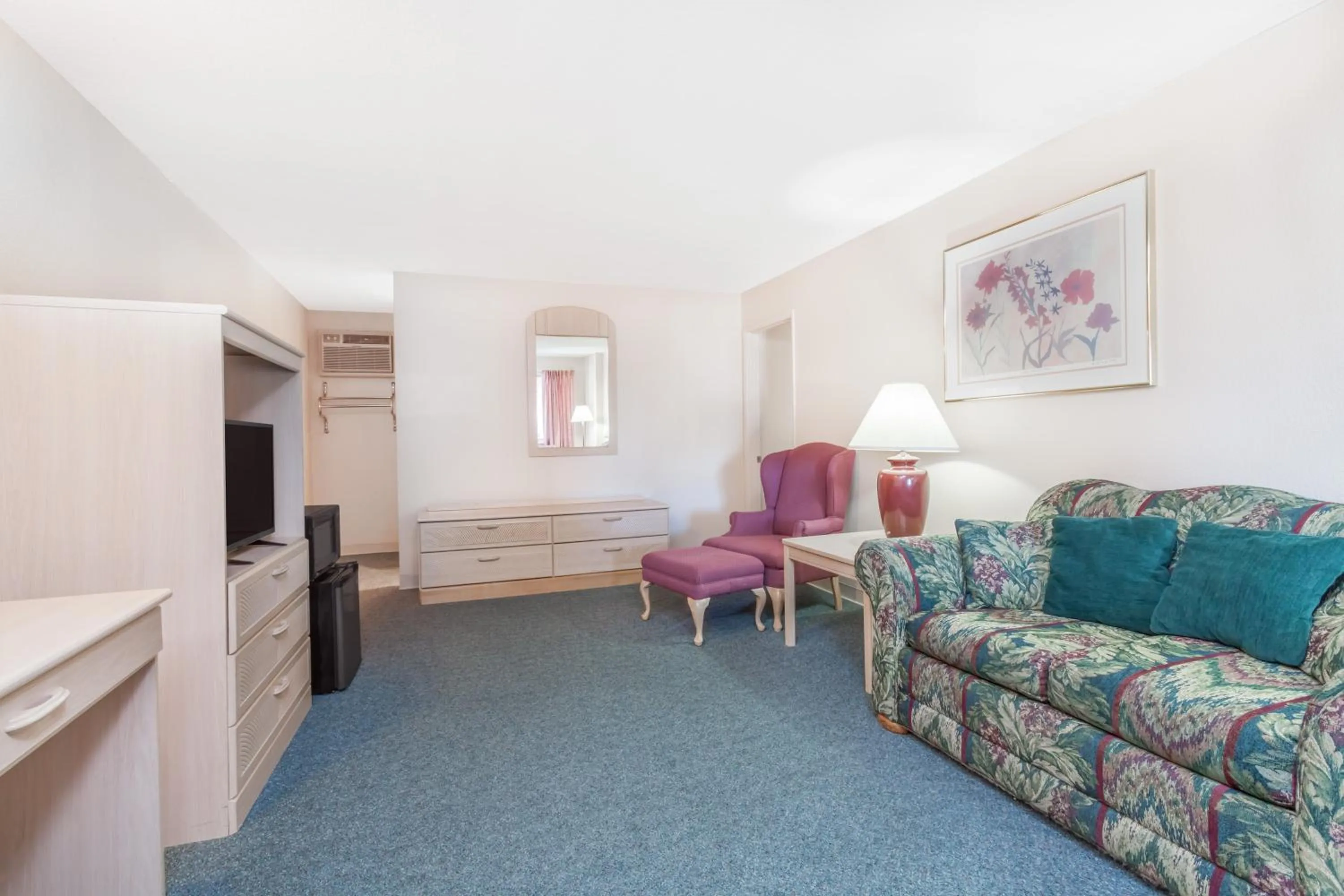 Days Inn by Wyndham Burns