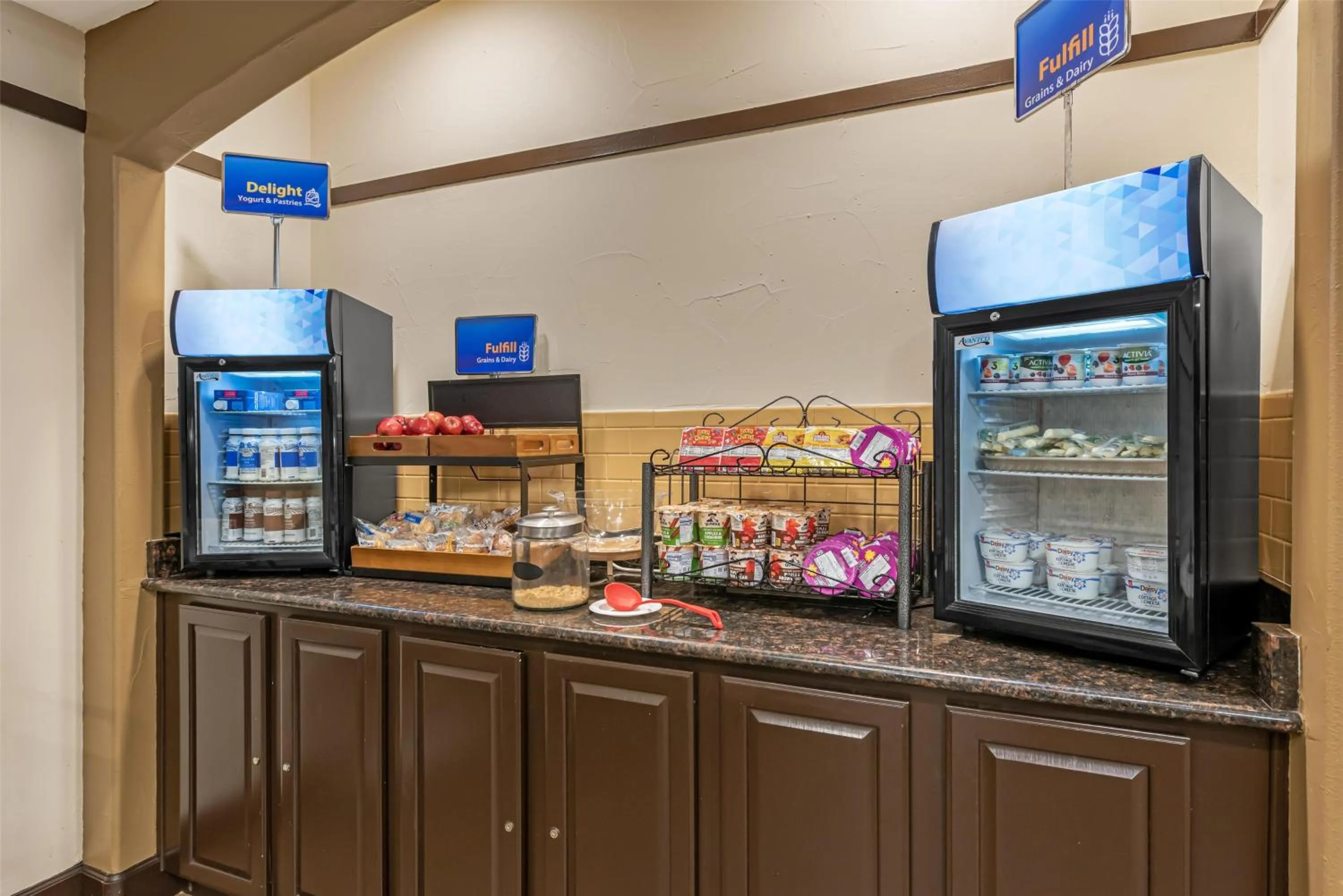 Breakfast in Best Western Vista Inn