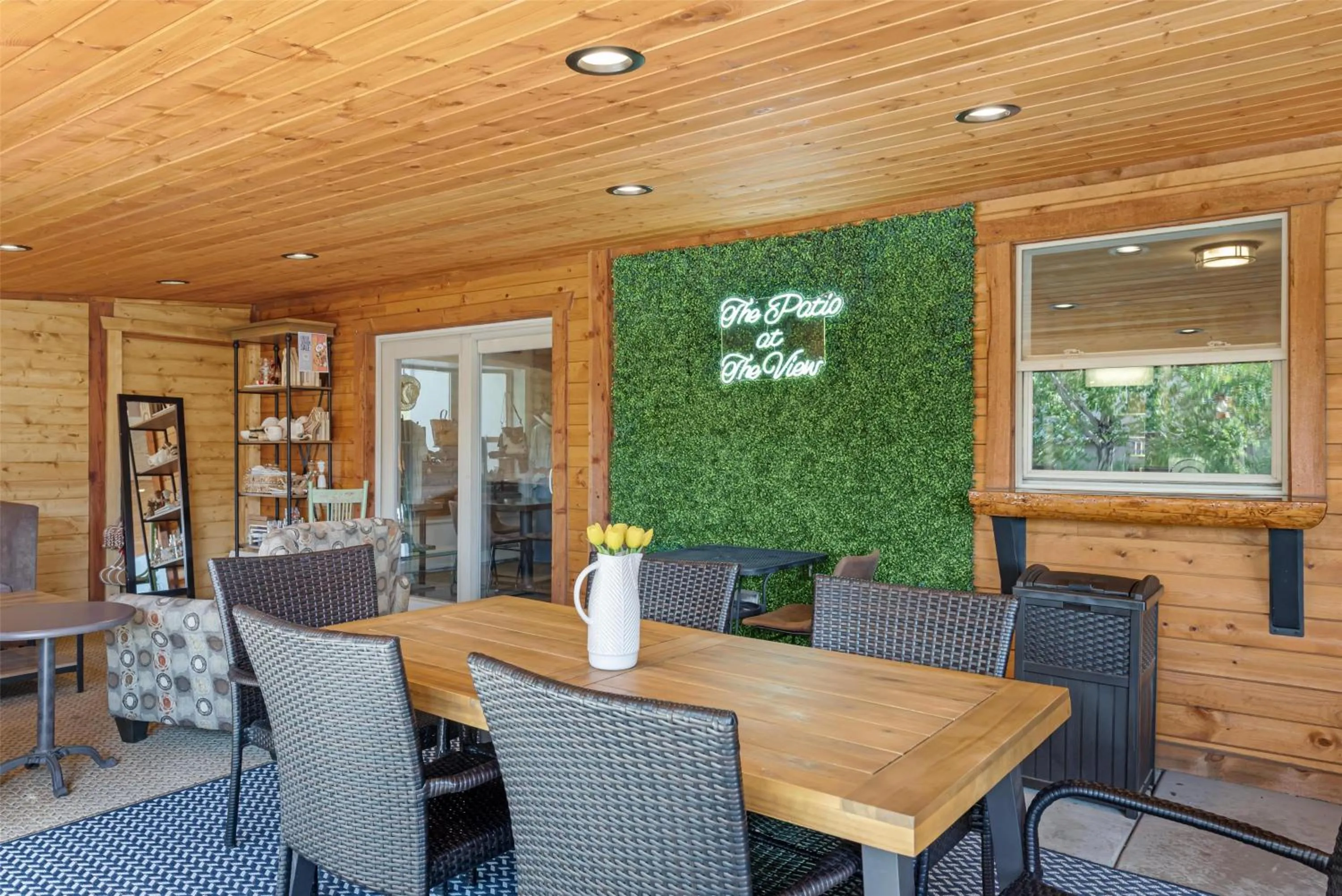 Property building in Best Western Vista Inn