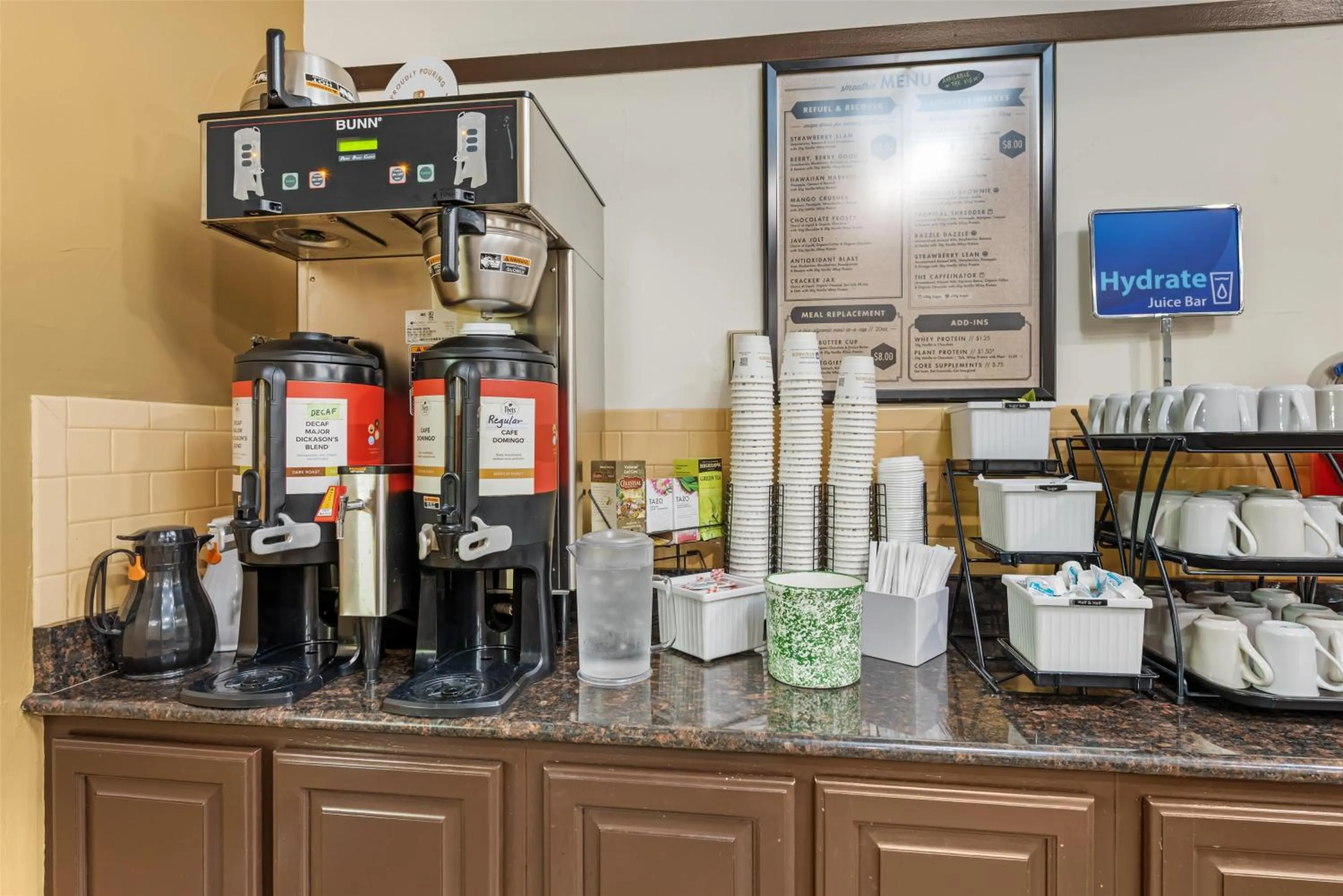 Breakfast in Best Western Vista Inn