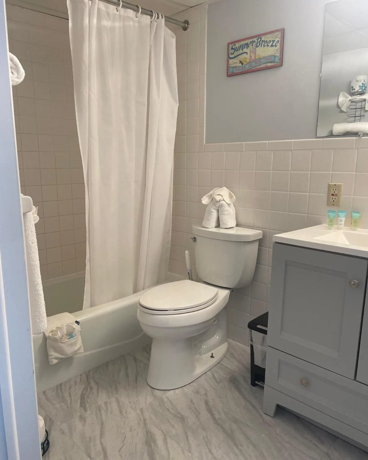 Toilet in Acacia Beachfront Resort