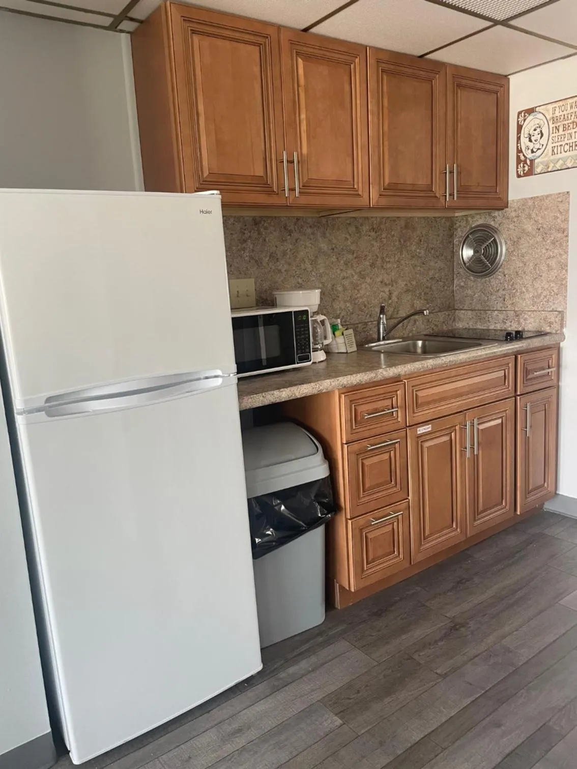 Kitchen or kitchenette in Acacia Beachfront Resort