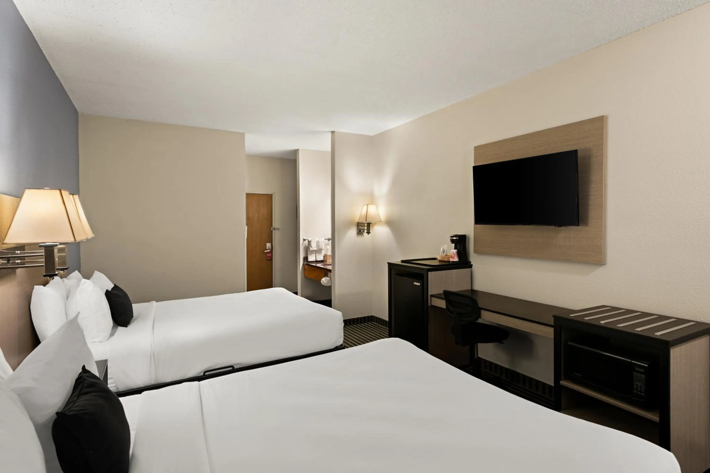 Bed in Red Lion Inn & Suites Gretna - Omaha SW