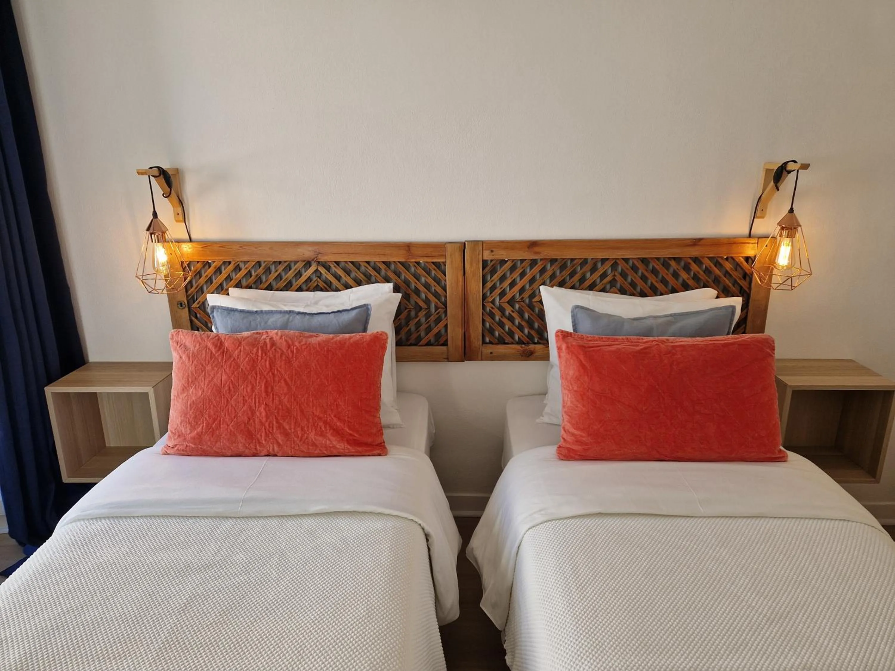 Bed in Bea's Bed & Breakfast