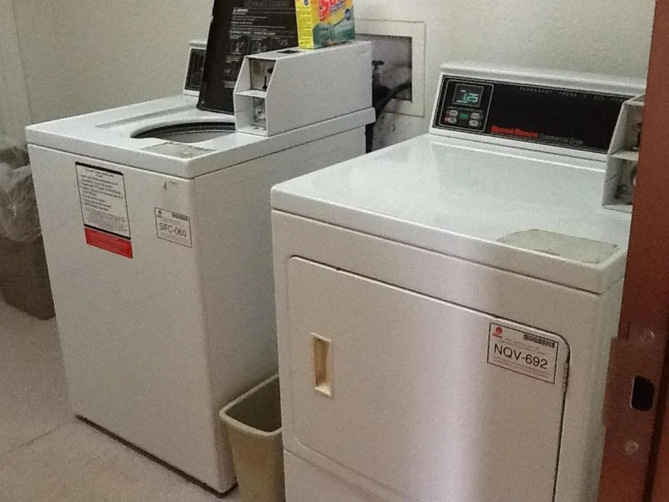 Super 8 by Wyndham Kennett