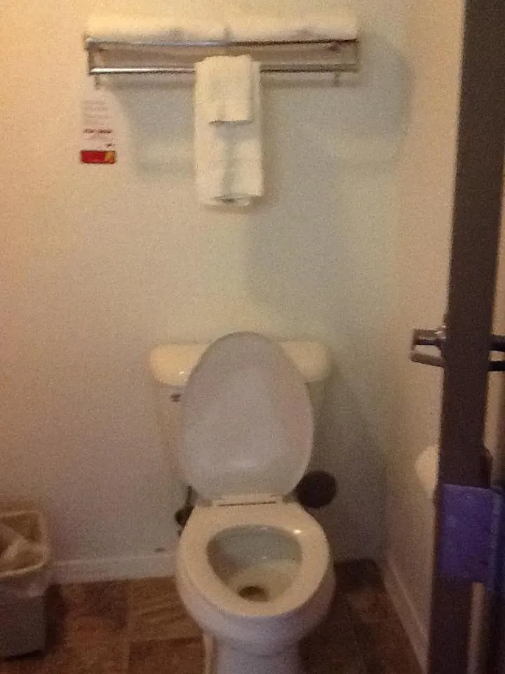 Super 8 by Wyndham Kennett