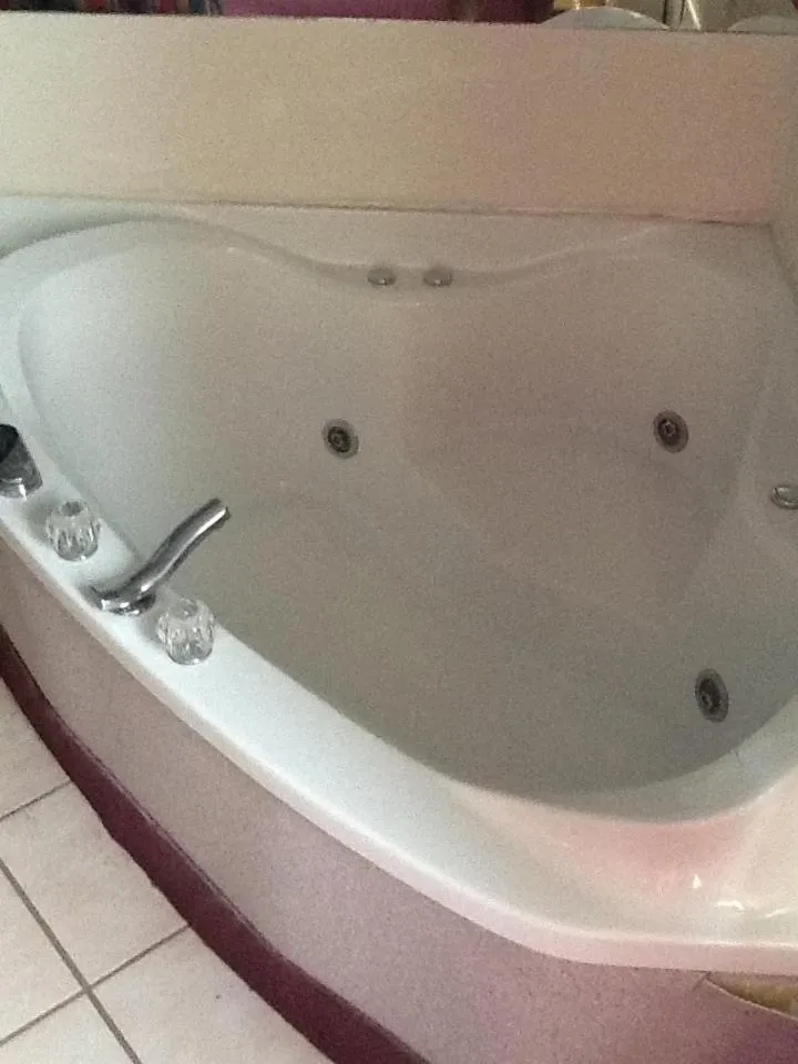 Super 8 by Wyndham Kennett