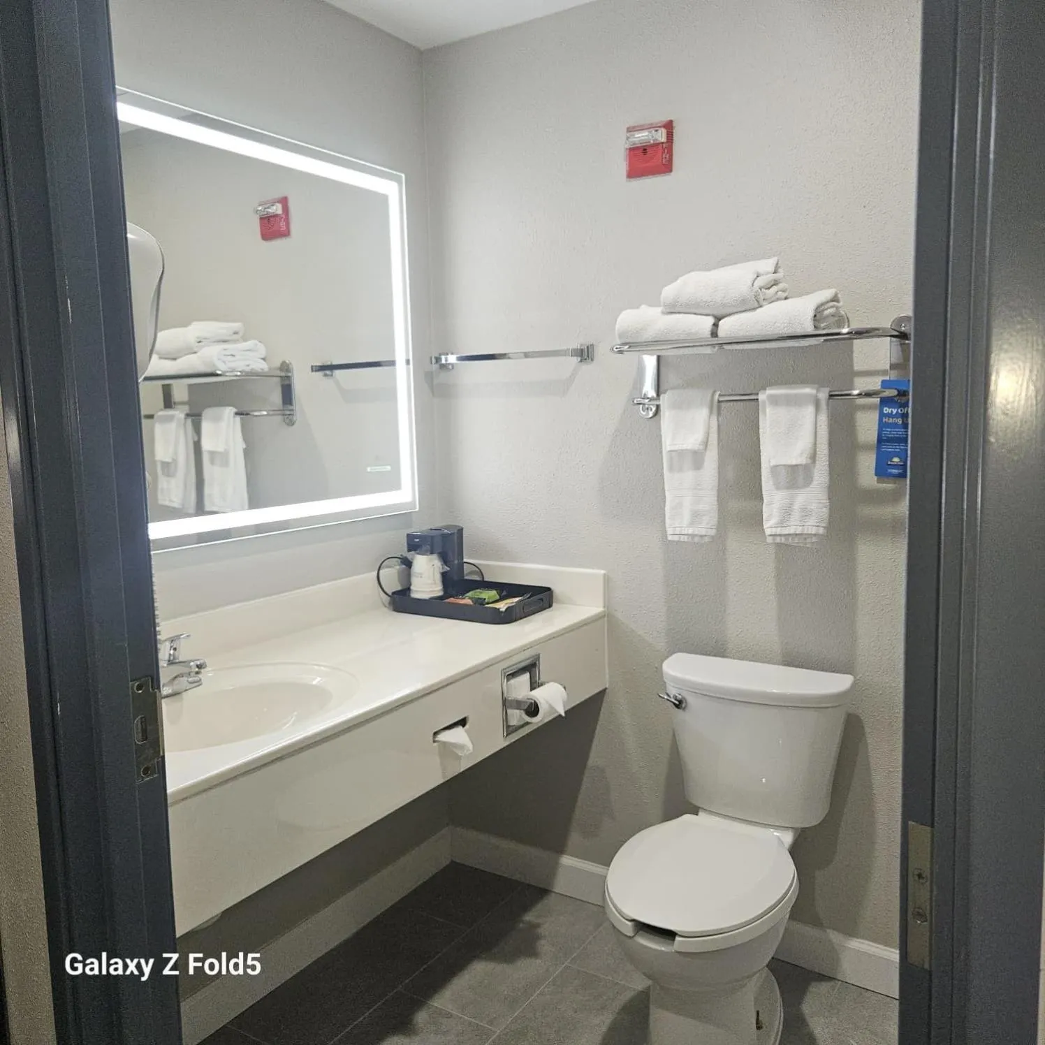 Bathroom in Days Inn by Wyndham Jefferson City