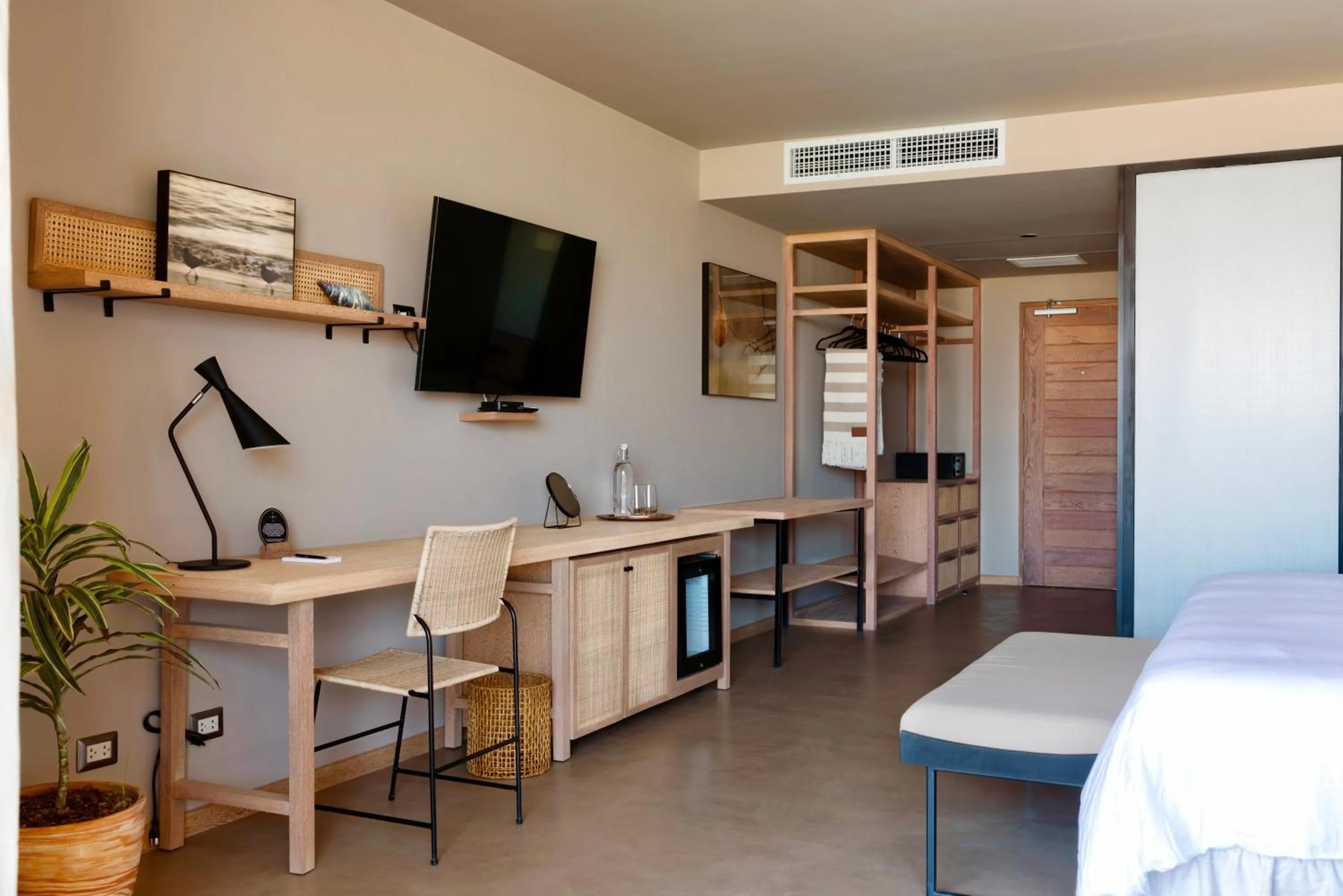 TV and multimedia, Bed in Norte Suites Boutique