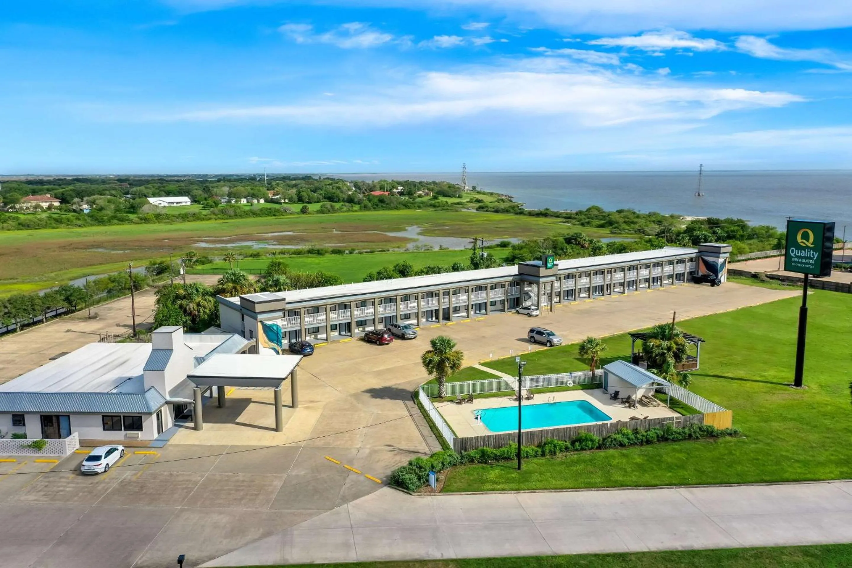 Property building in Quality Inn & Suites Port Lavaca near Lighthouse Beach