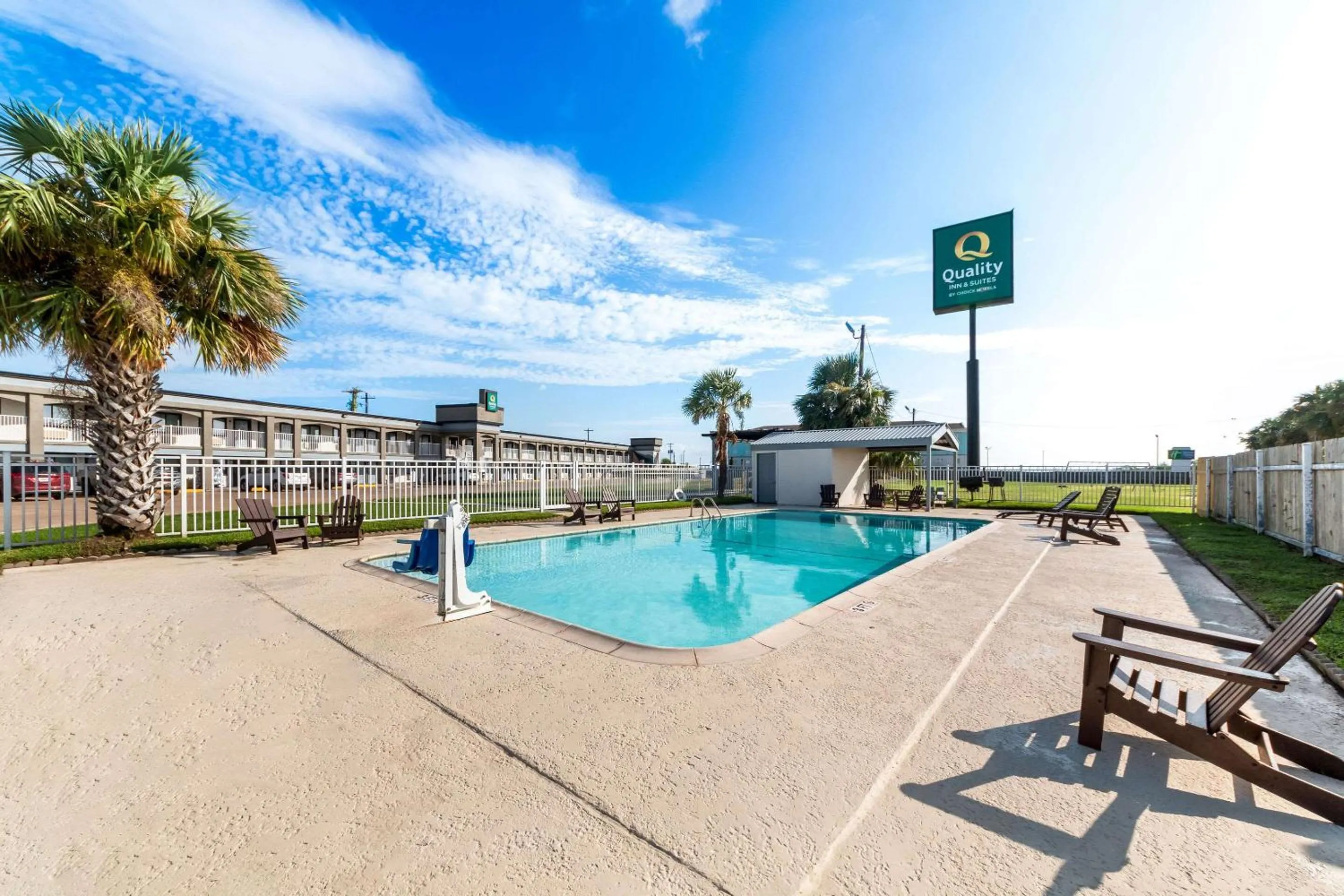 Pool view in Quality Inn & Suites Port Lavaca near Lighthouse Beach
