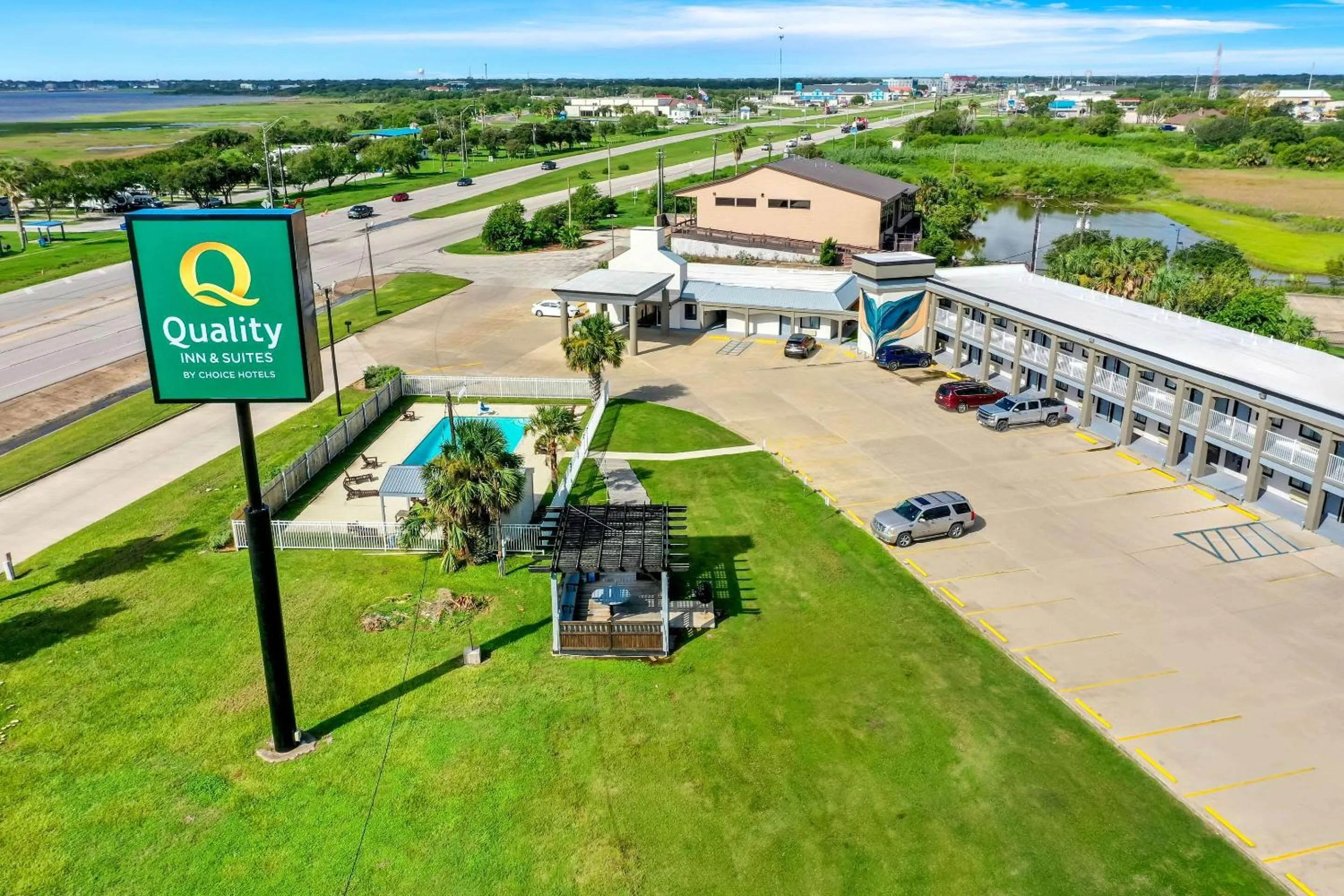 Property building in Quality Inn & Suites Port Lavaca near Lighthouse Beach