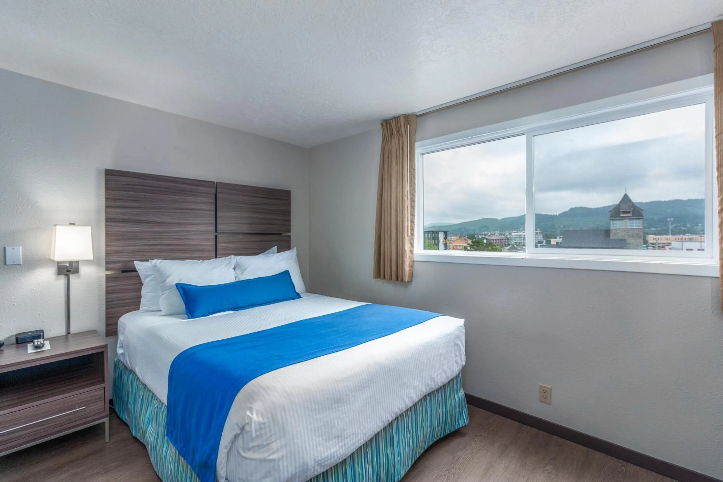 Bed in Seashore Inn on the Beach Seaside