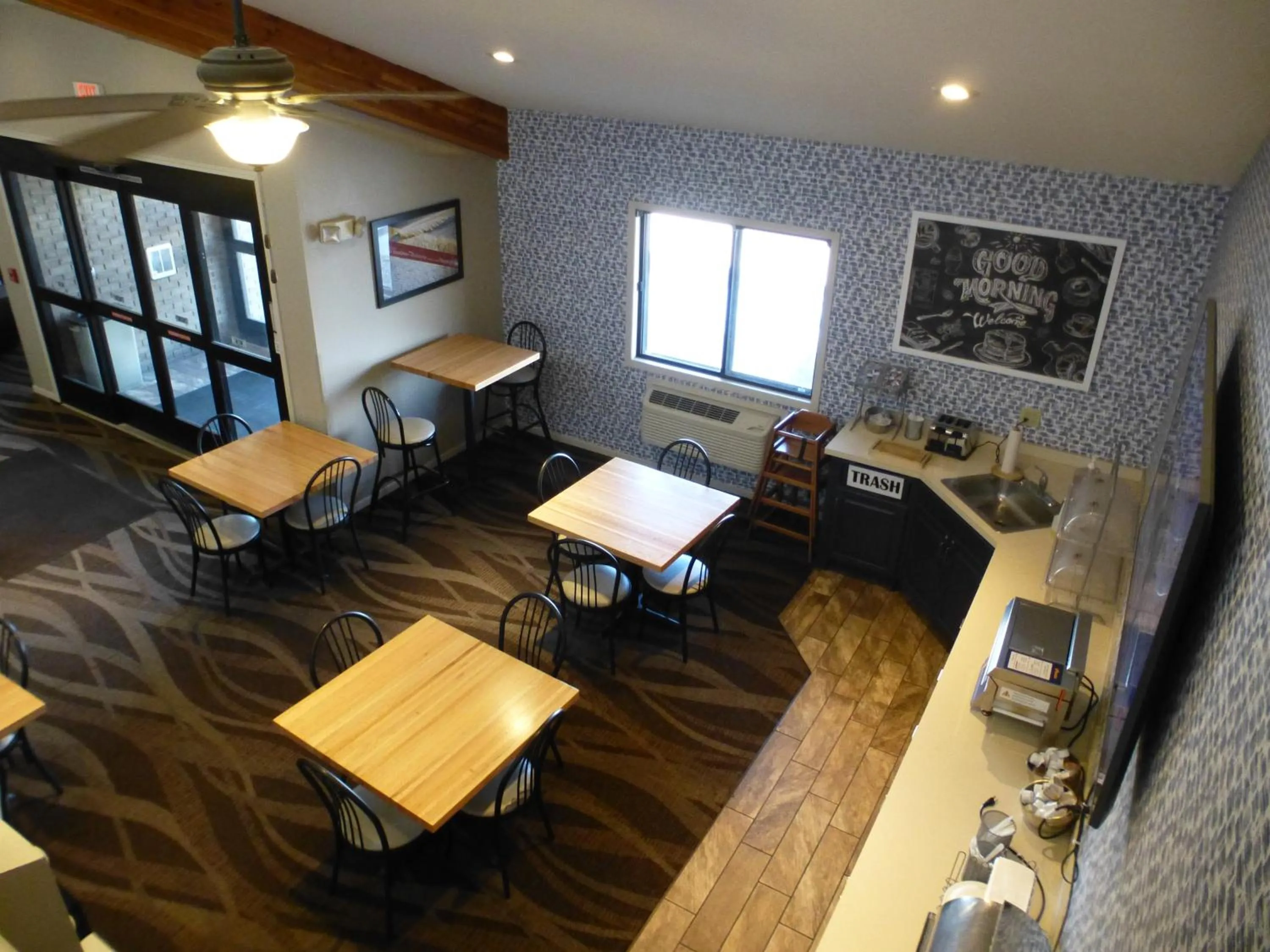 Breakfast in AmericInn by Wyndham Mitchell