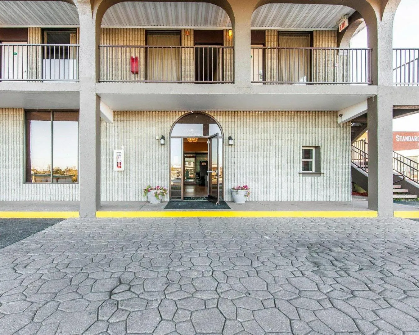 Property building in Quality Inn Maysville