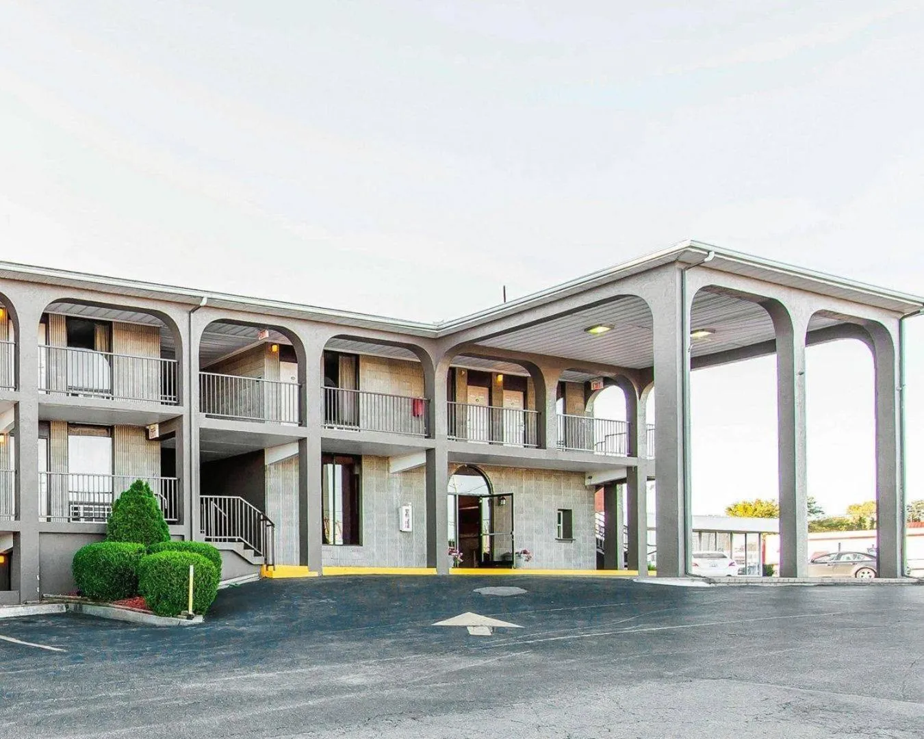Property building in Quality Inn Maysville