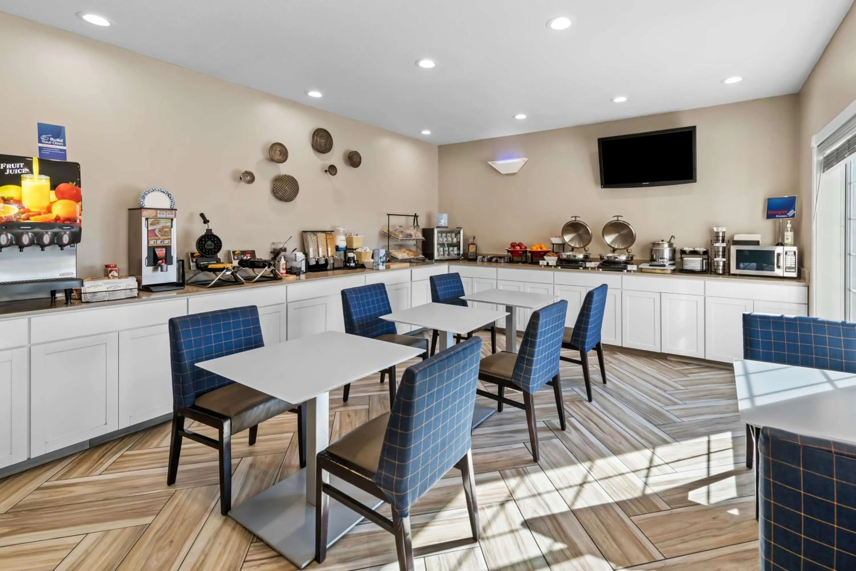 Breakfast in Best Western Worlds Of Fun