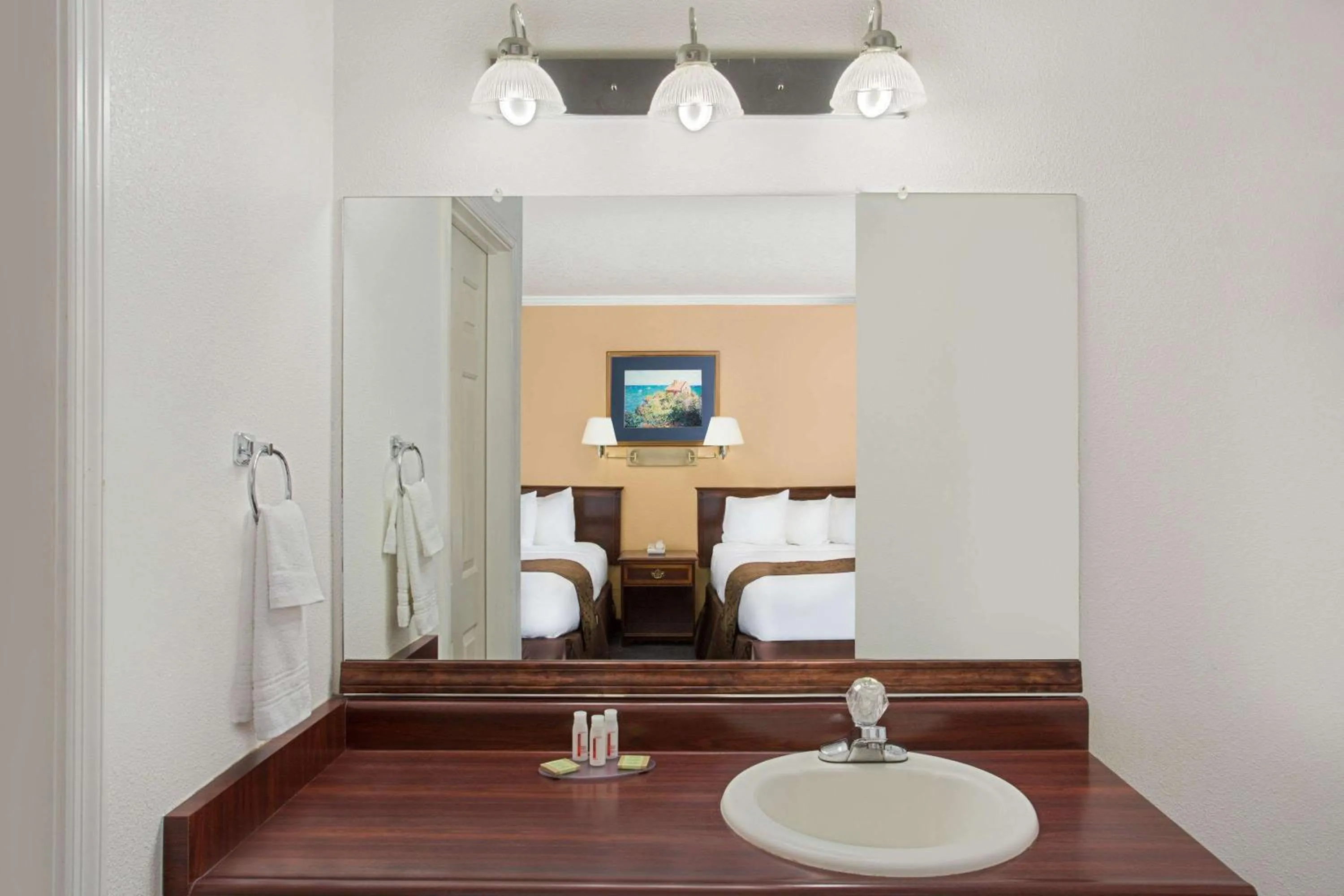 Bathroom in Super 8 by Wyndham Oroville