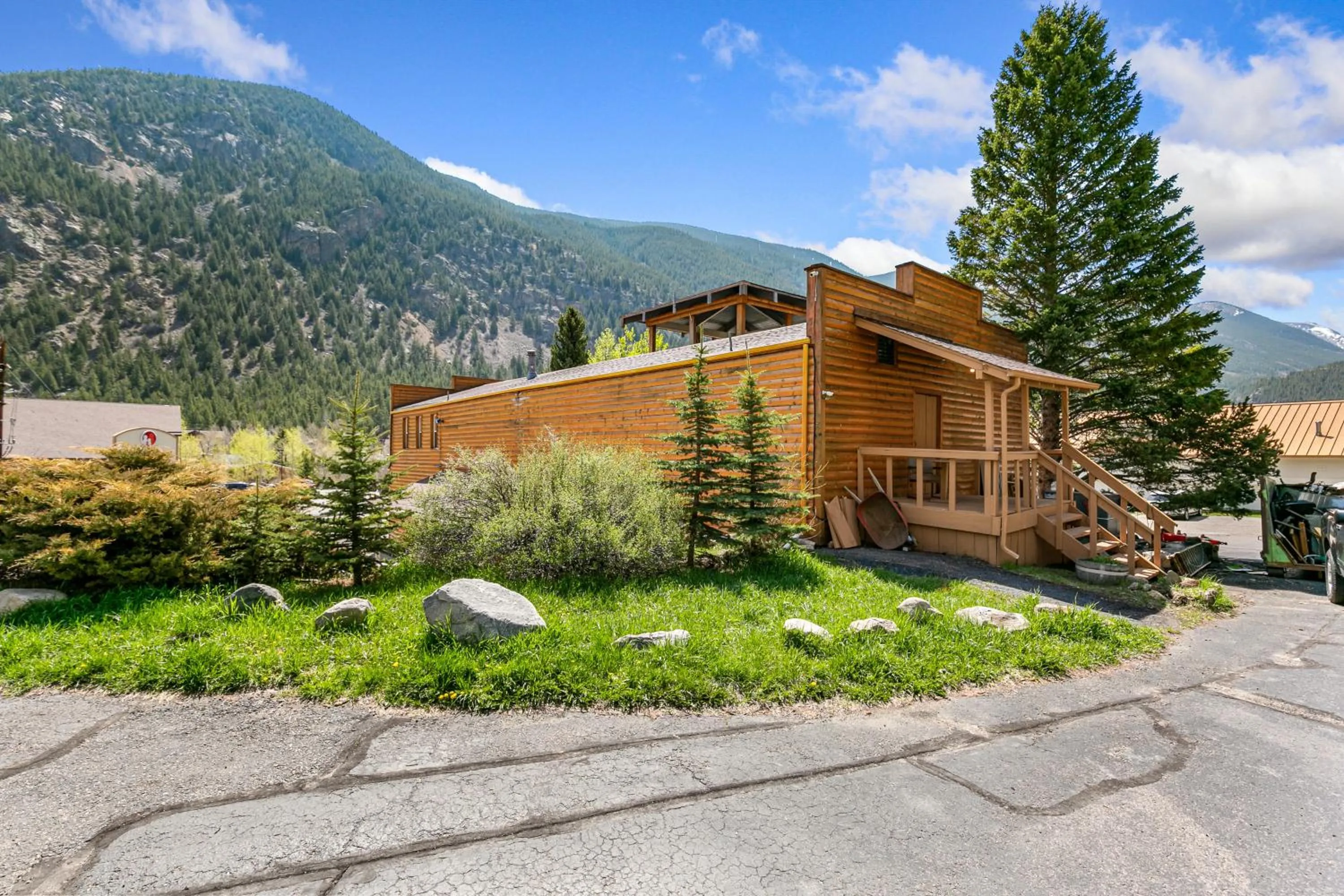 Property building in Georgetown Lodge